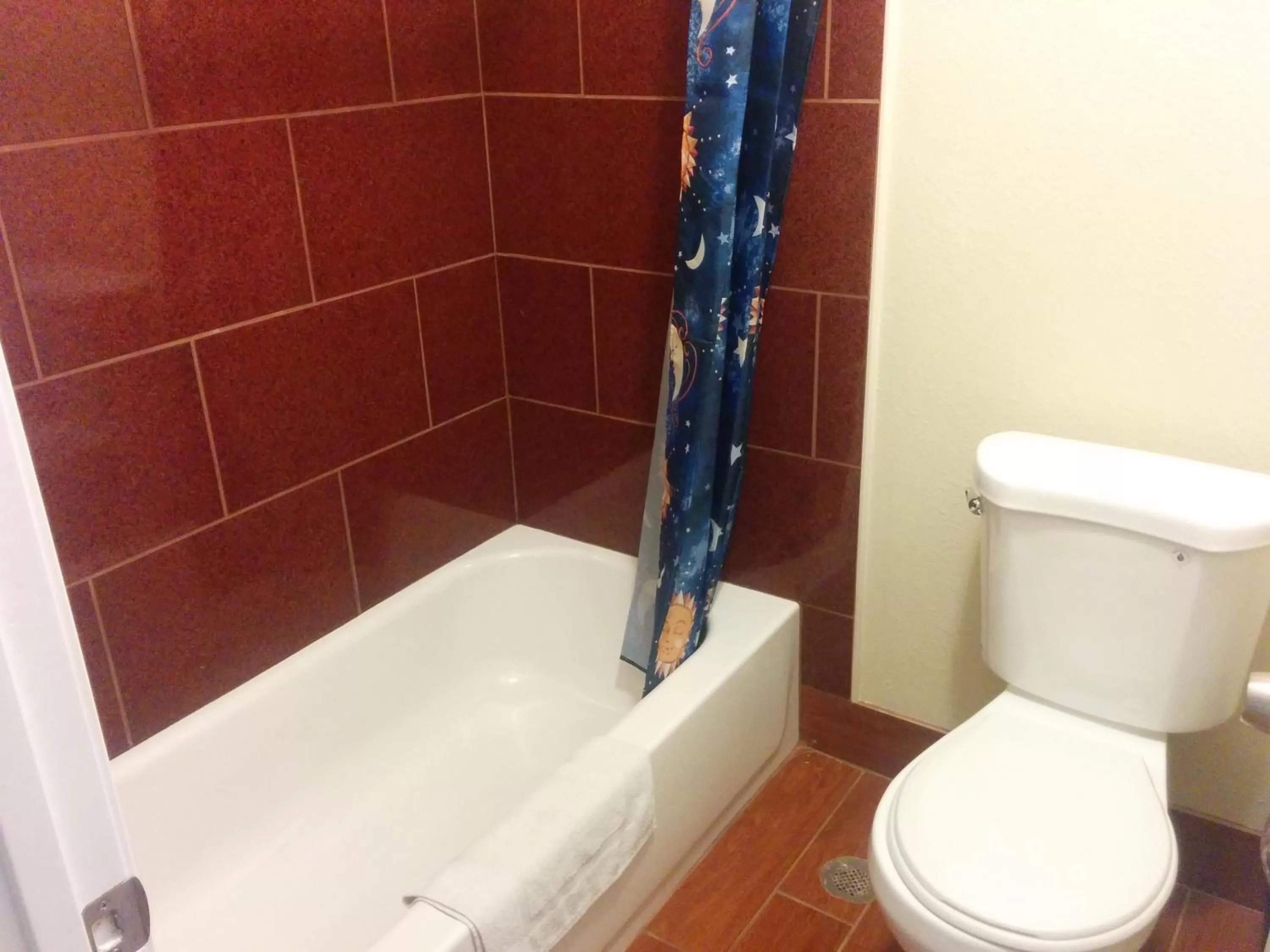 Deluxe Queen Room in Sunshine Motel