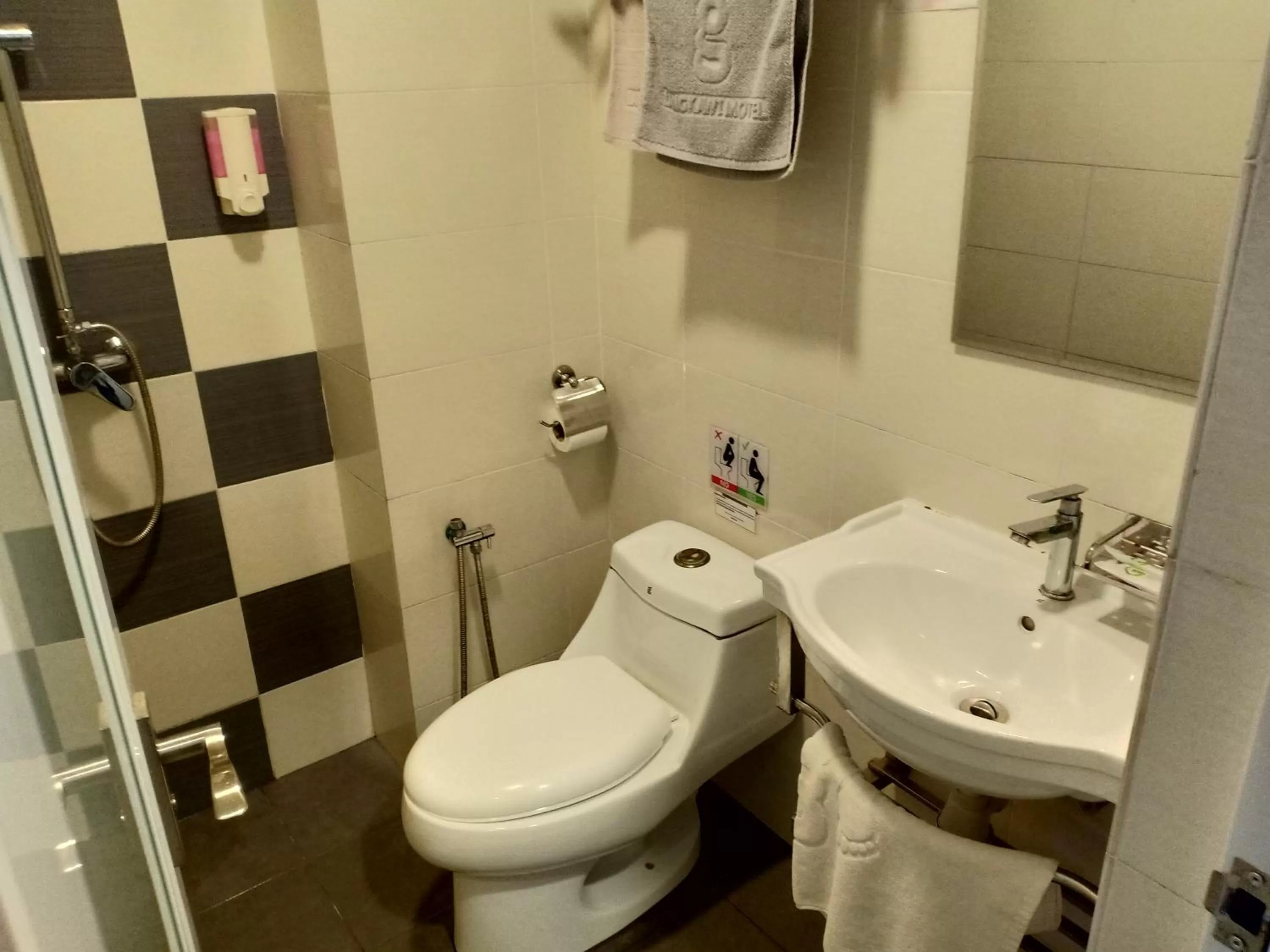 Standard Twin Room in G Langkawi Motel