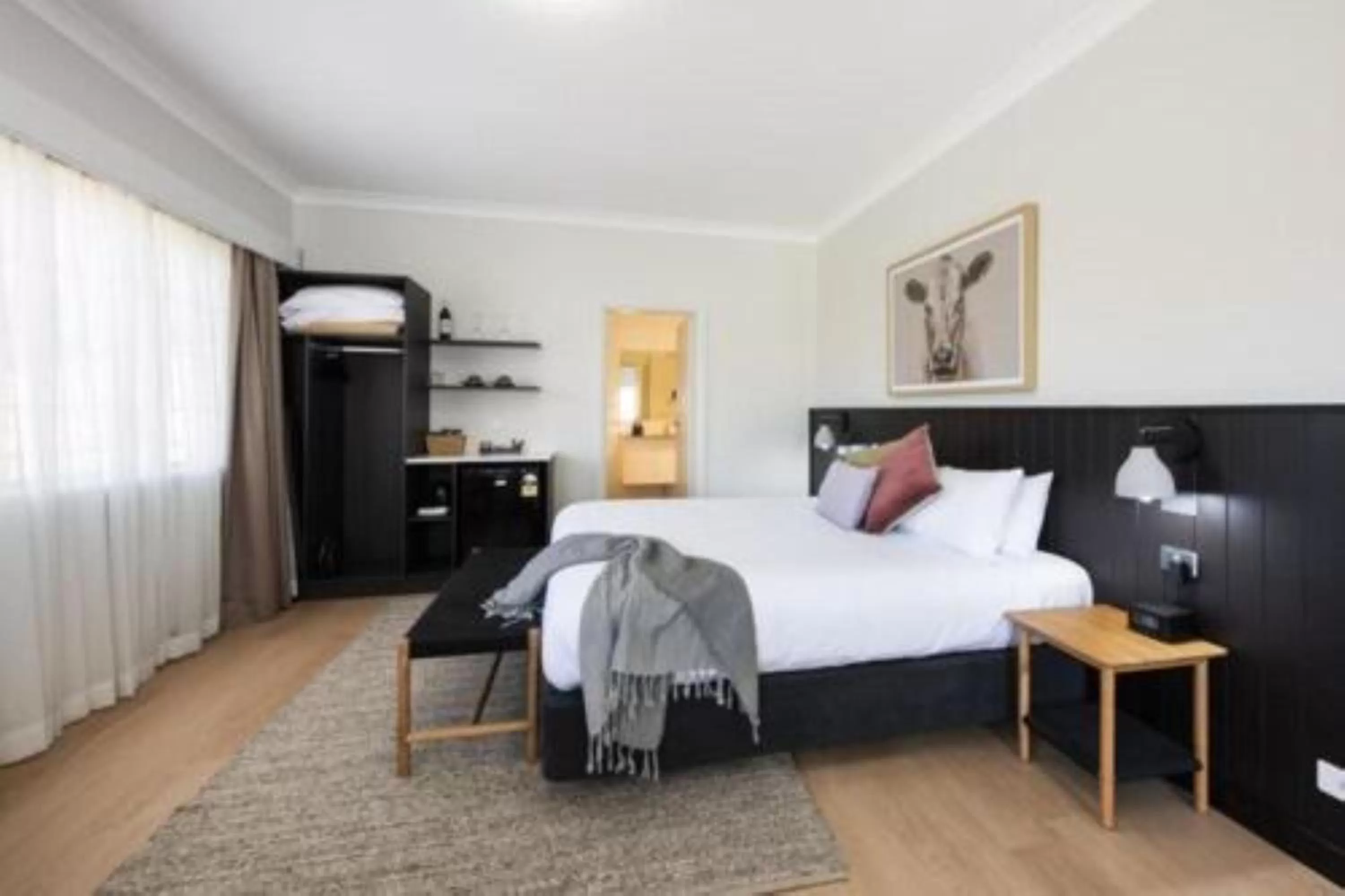Two-Bedroom Suite - single occupancy in Parklands Resort Mudgee