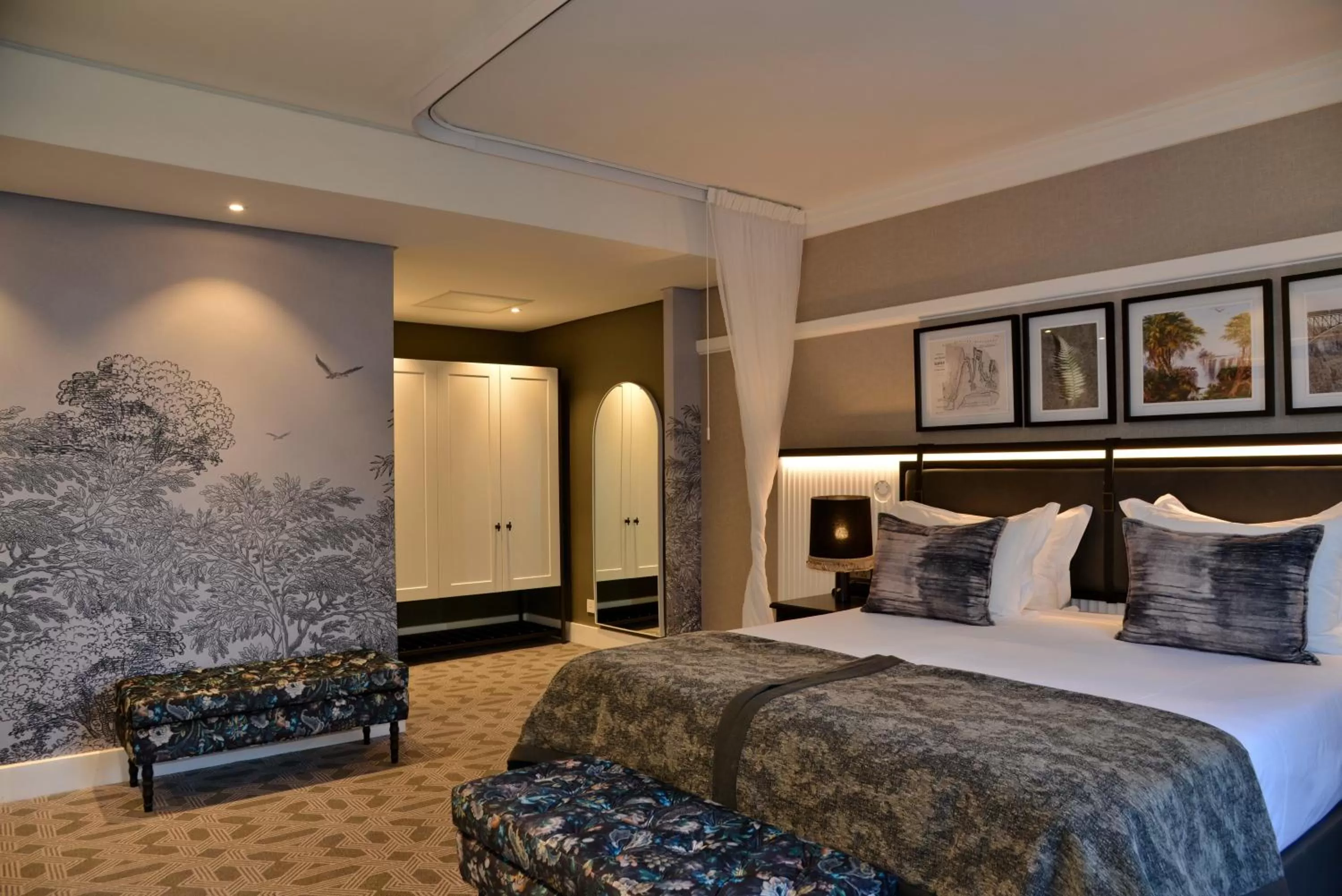 Premium Room - single occupancy in The Victoria Falls Hotel