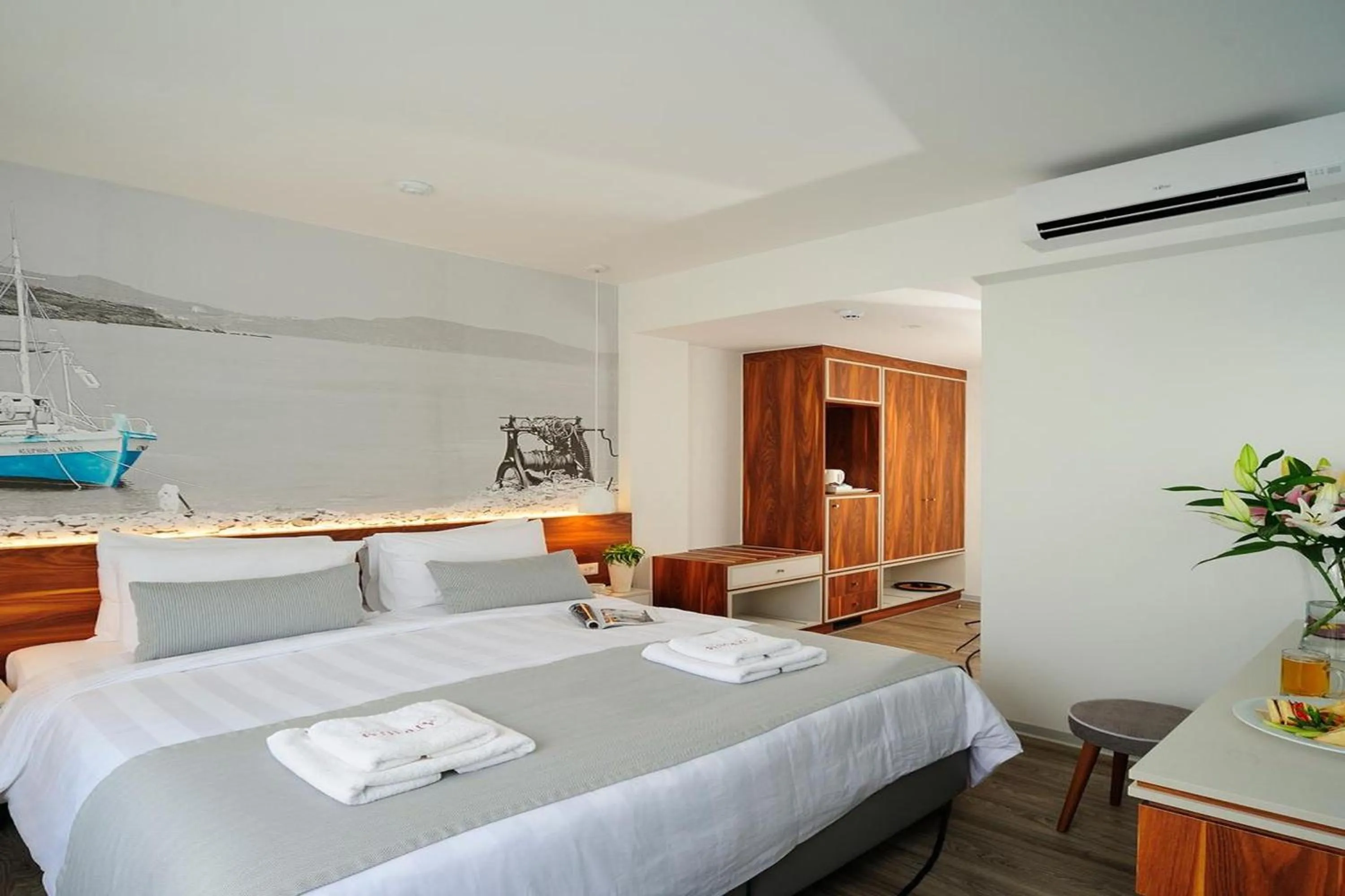 Deluxe Room in Atrium Ambiance Hotel