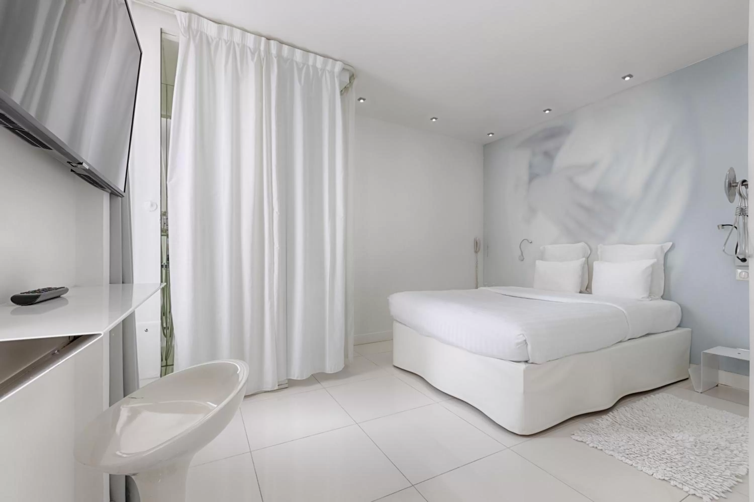 Serenity with Courtyard View in Blc Design Hotel