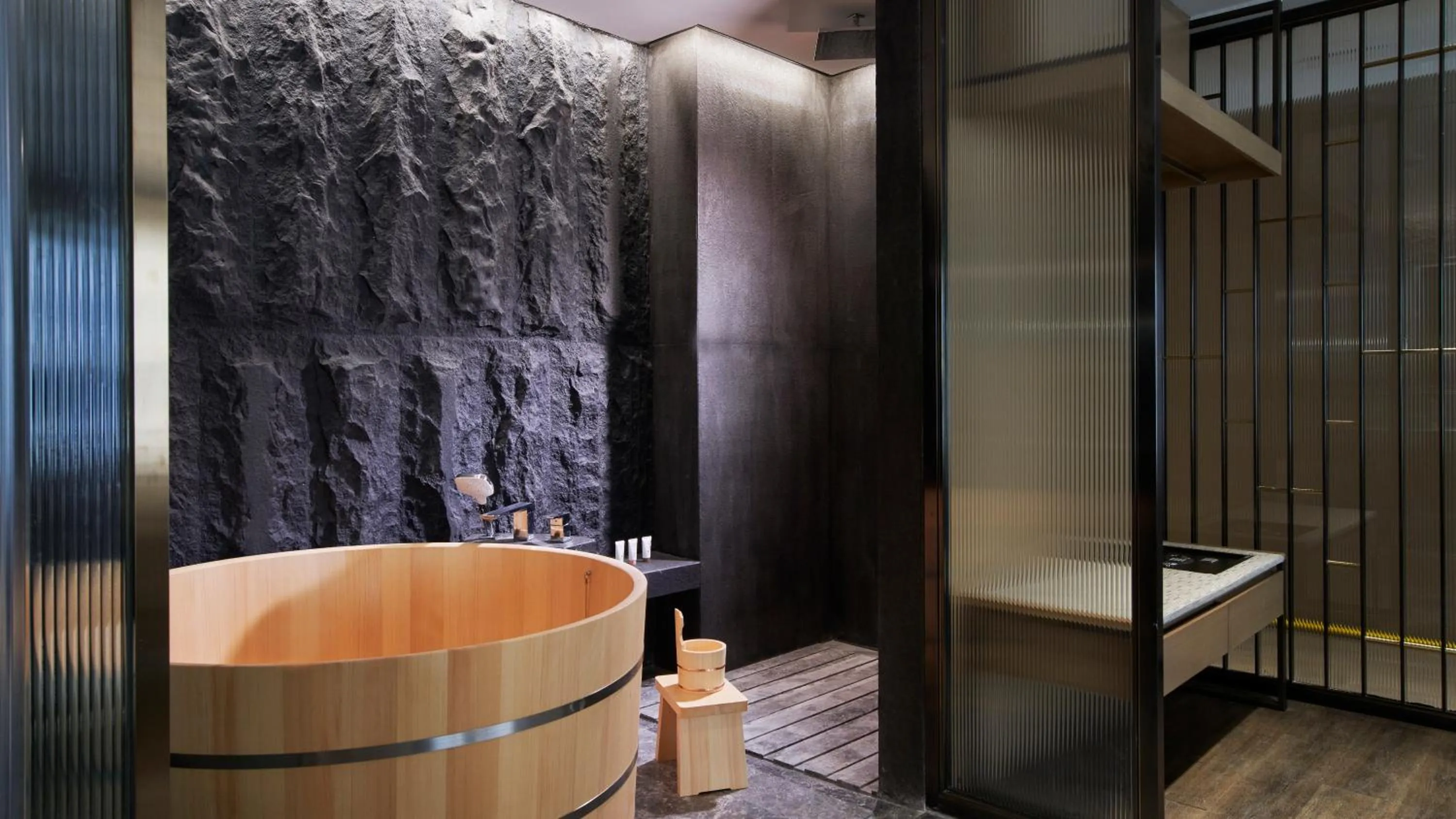 Deluxe King Room in Hotel Okura Manila at Newport World Resorts