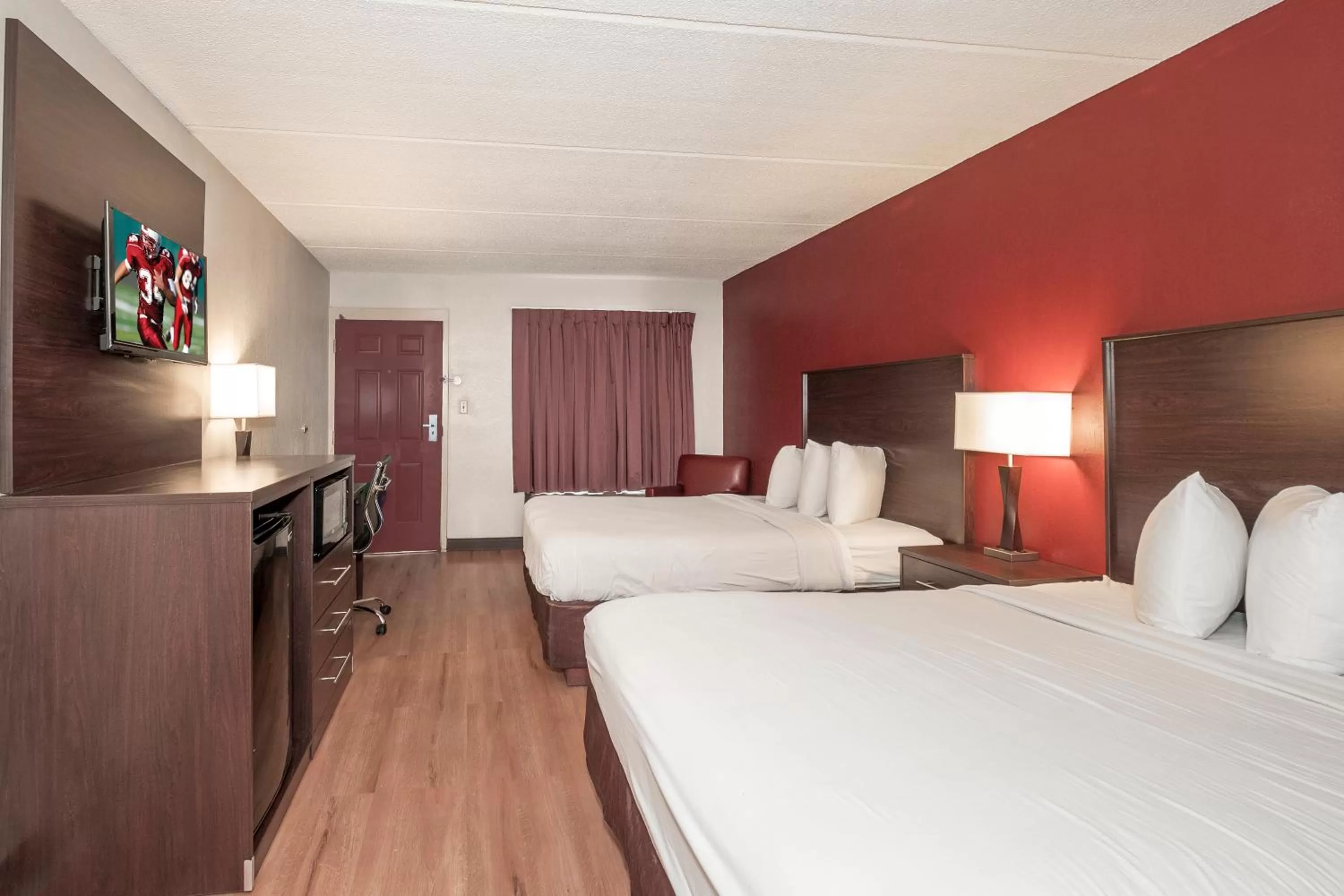 Superior Room with Two Queen Beds Non-Smoking in Red Roof Inn Mobile North – Saraland