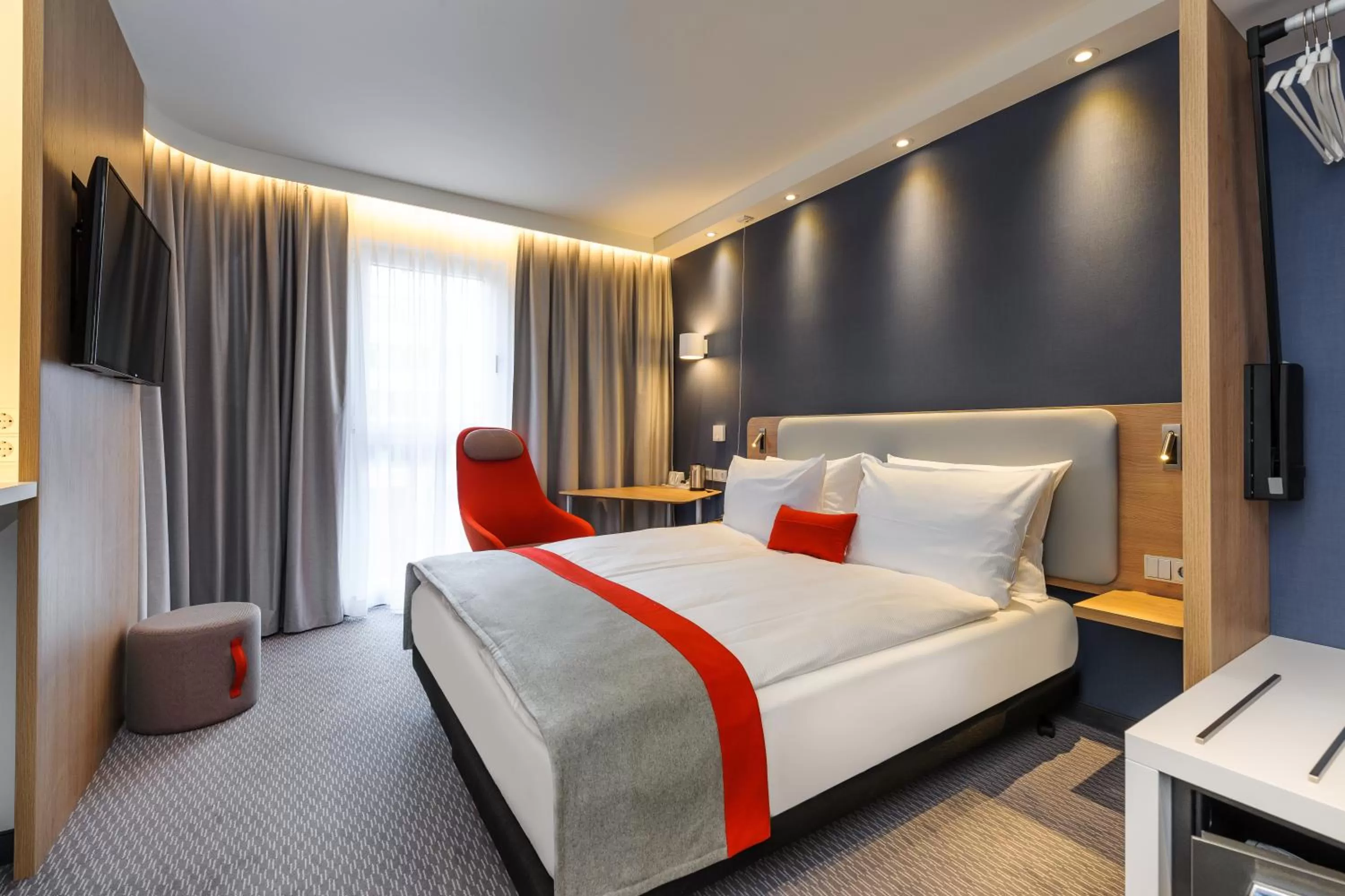 Standard Double Room in Holiday Inn Express - Berlin - Alexanderplatz by IHG