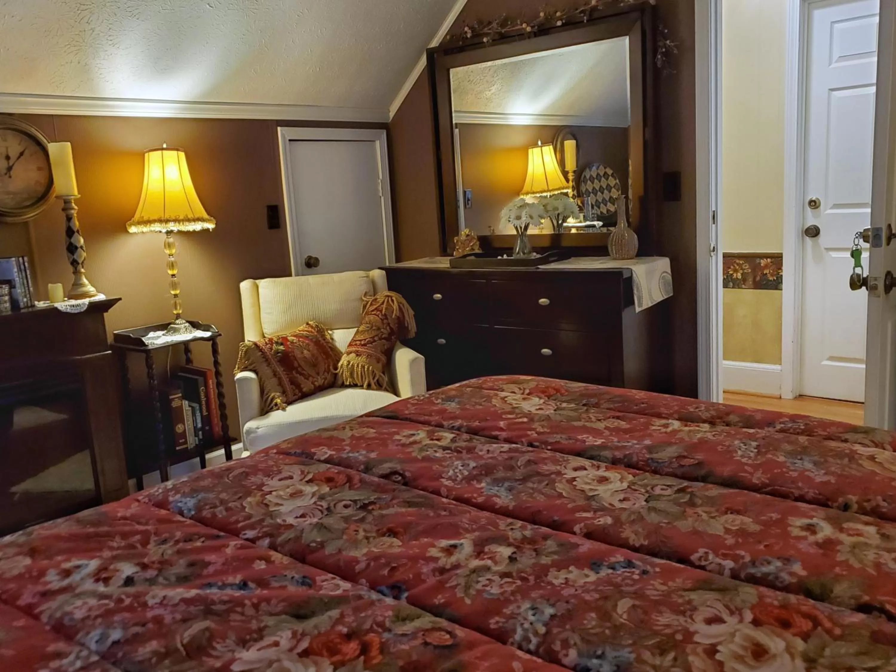 Double Room with Mountain View in Blue Ridge Manor Bed and Breakfast