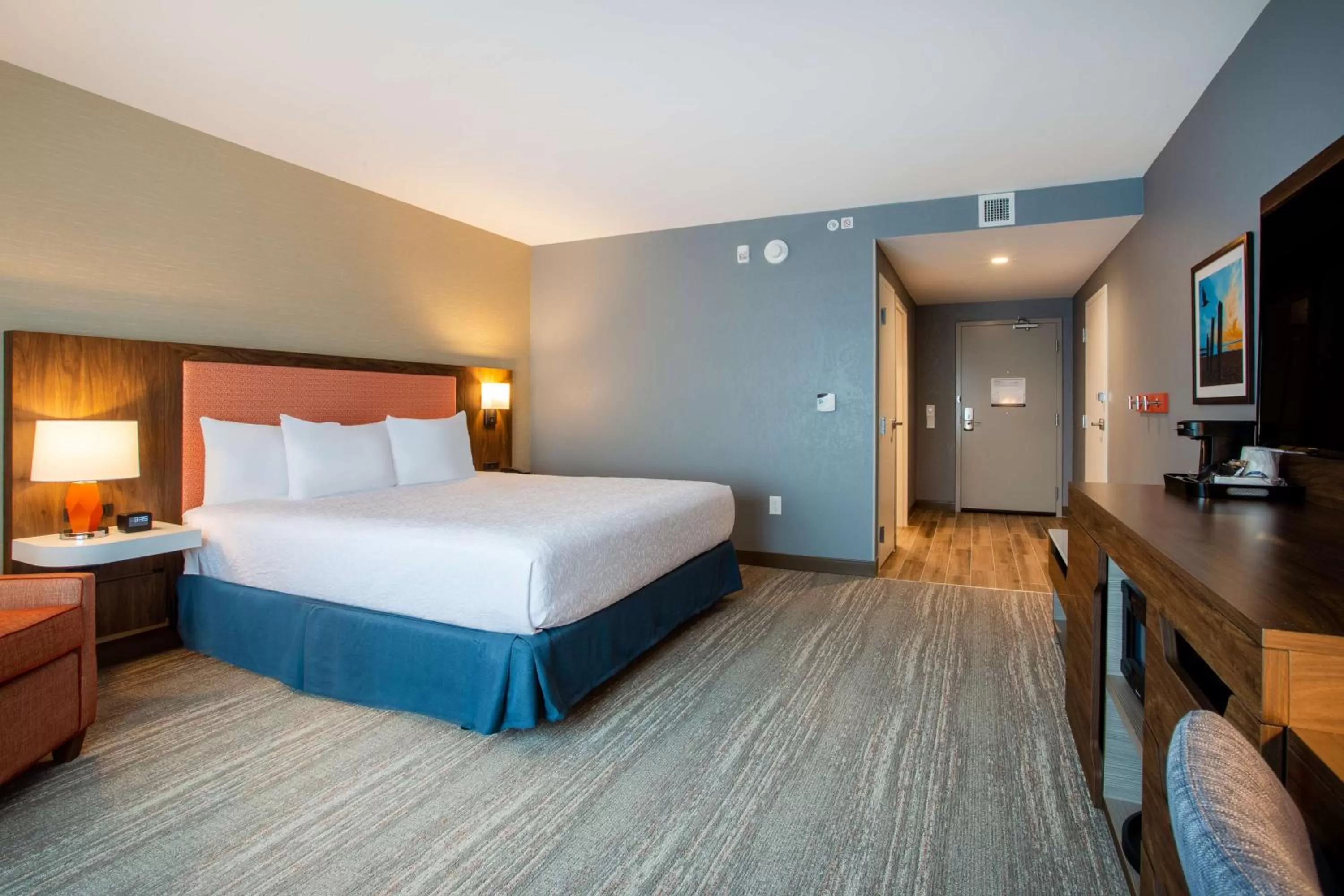 King Room - Mobility Access/Non-Smoking in Hampton Inn & Suites North Port, Fl