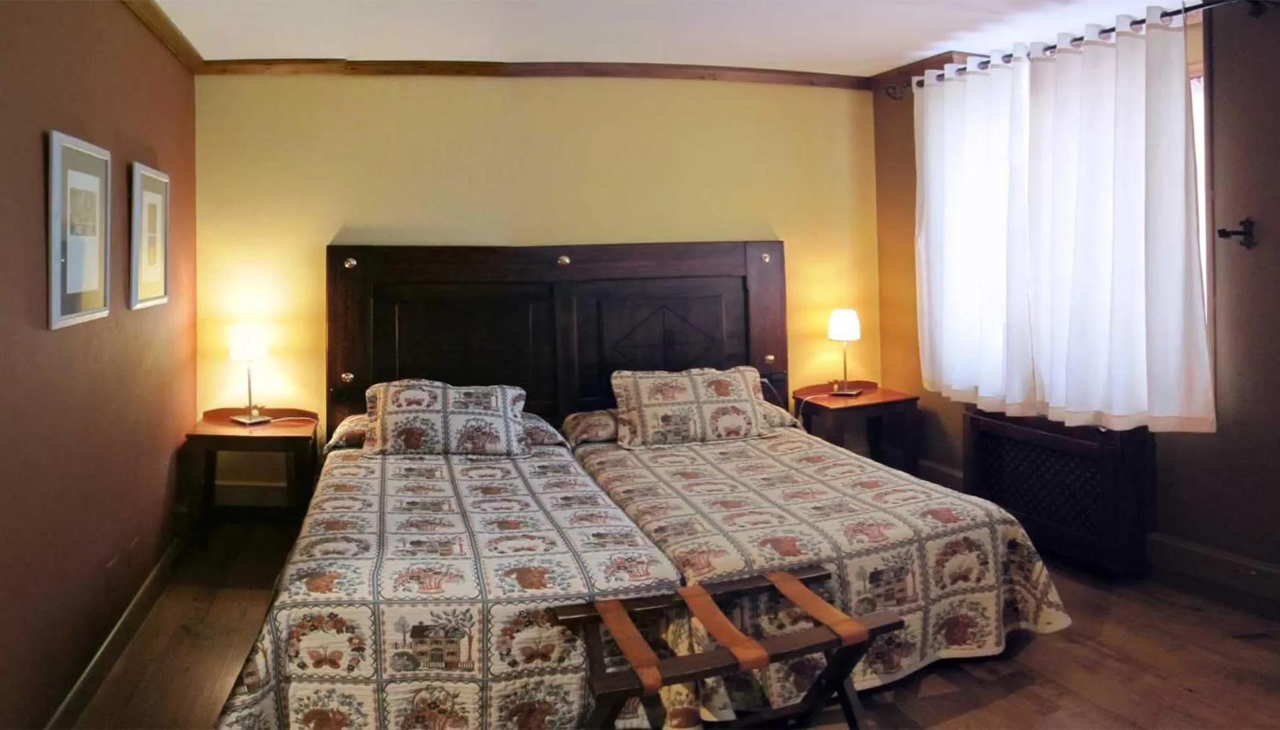 Standard Double Room in Hotel Hospital de Benasque