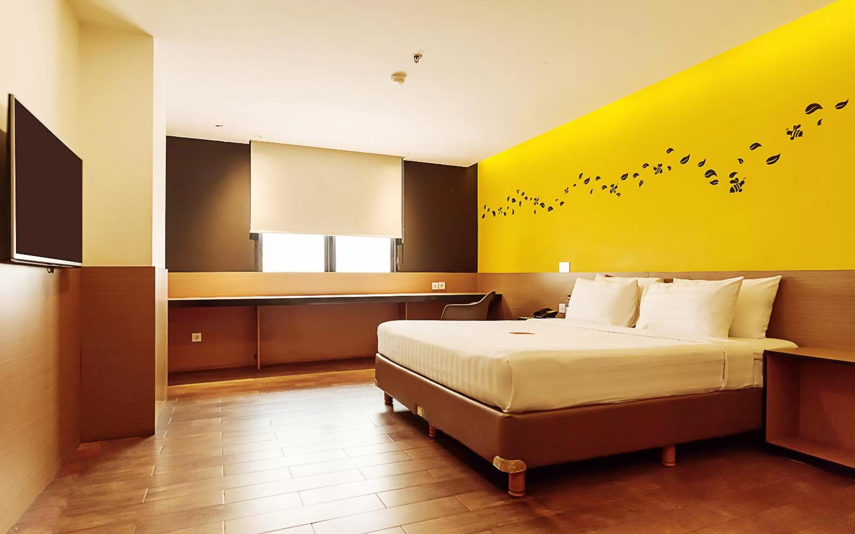Superior King Room in Yellow Bee Tangerang