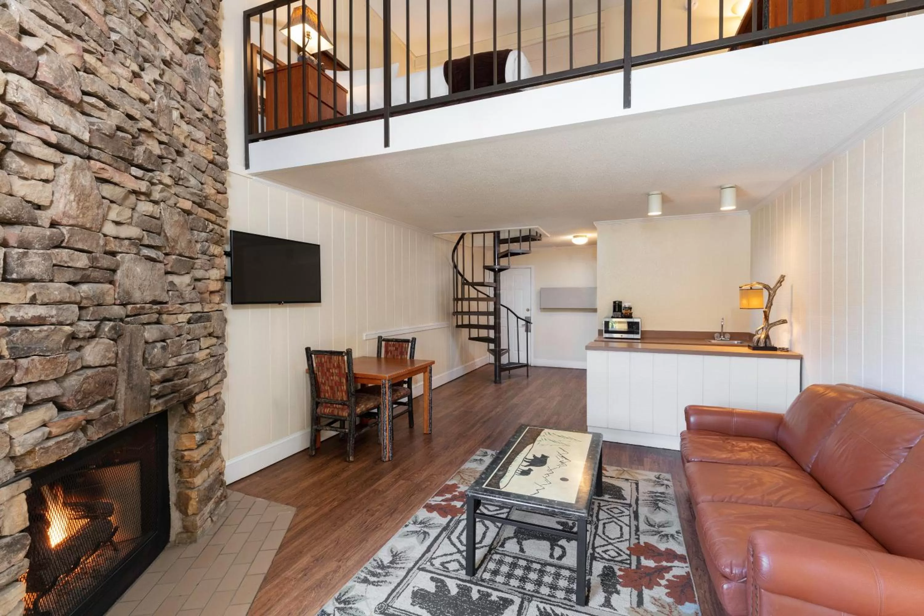 River View Signature King Loft in River Terrace Resort & Convention Center