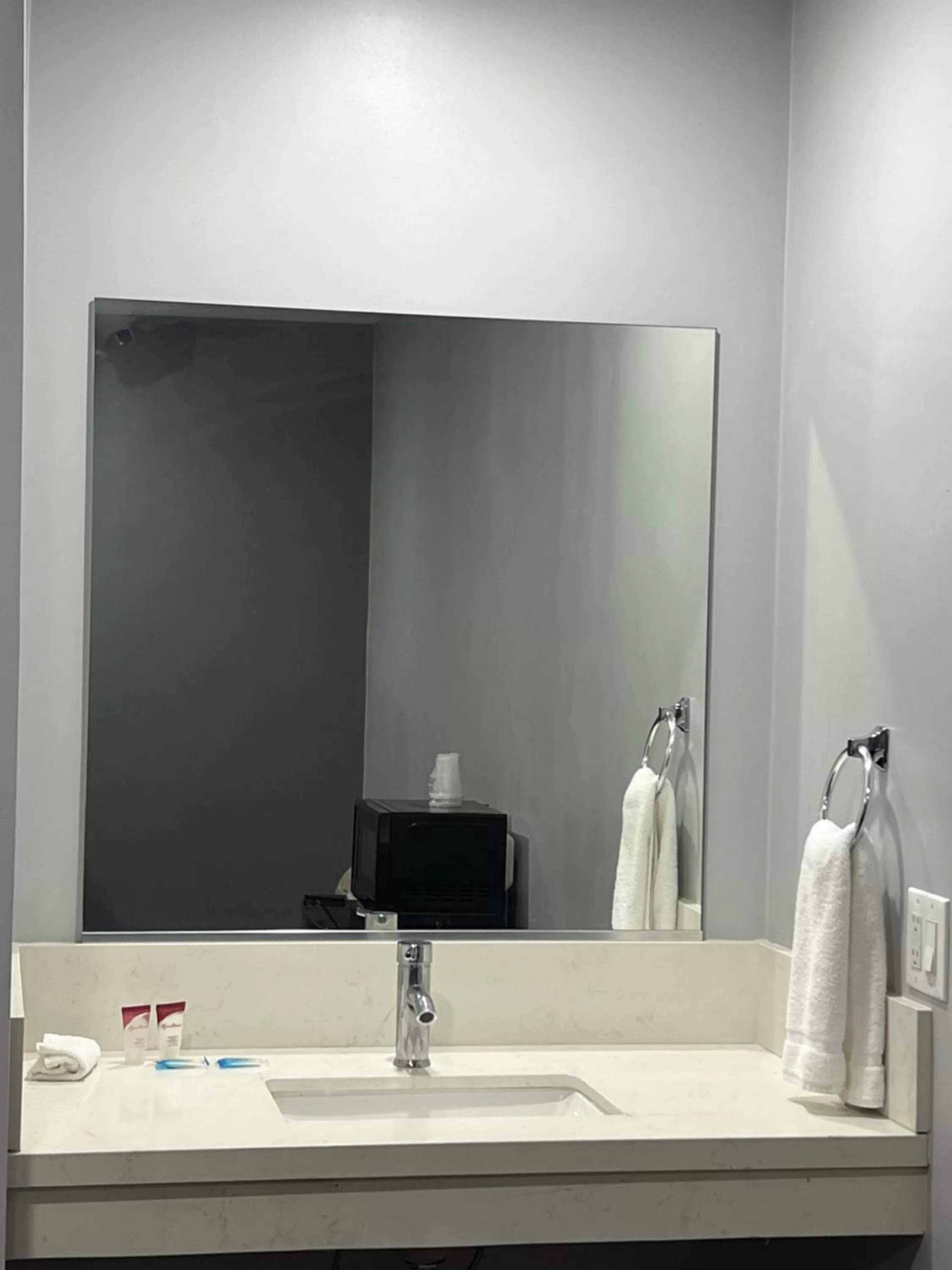 Deluxe Double Room in Sunshine Motel