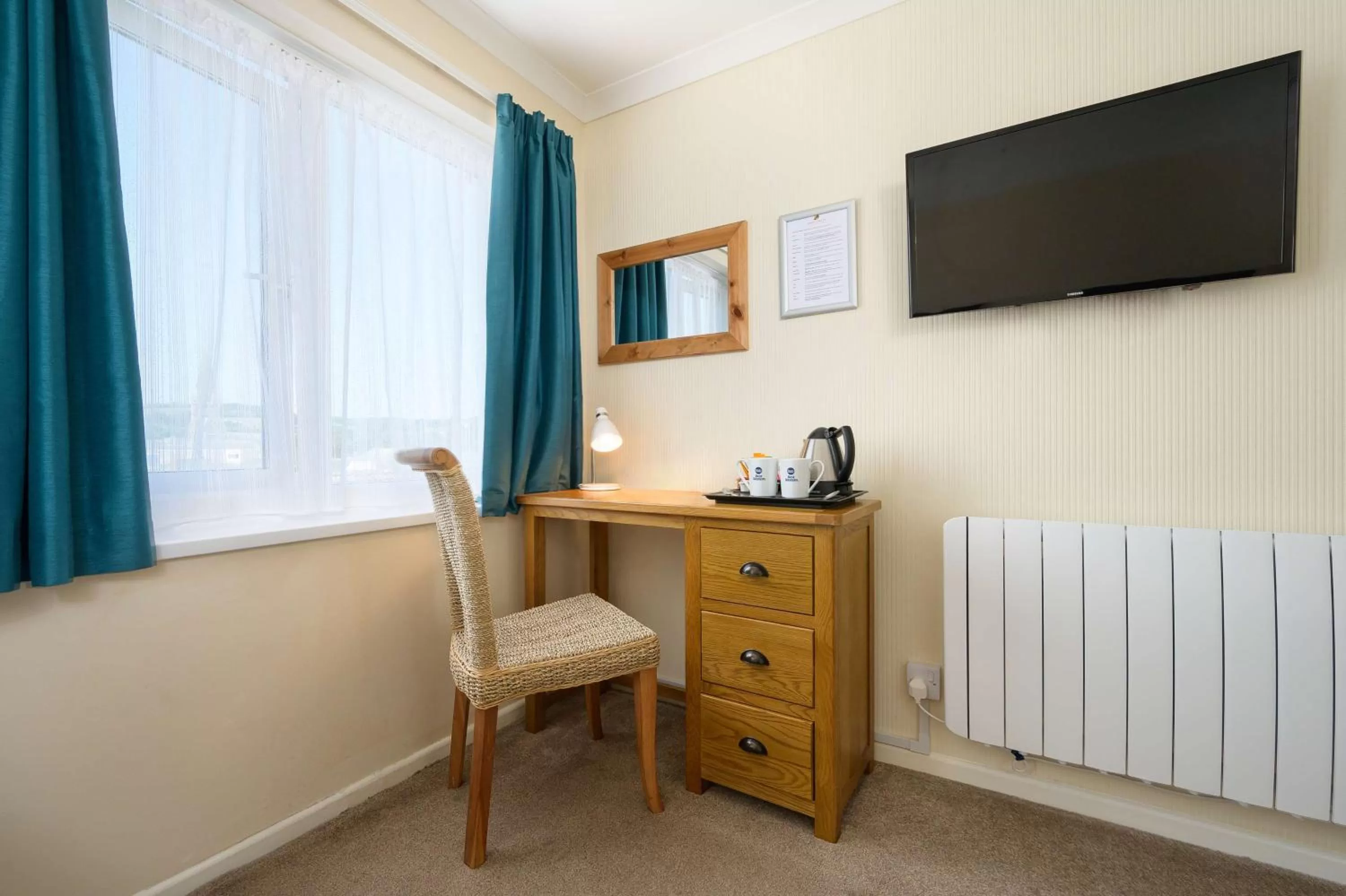 Standard Twin Room in Best Western Fowey Valley