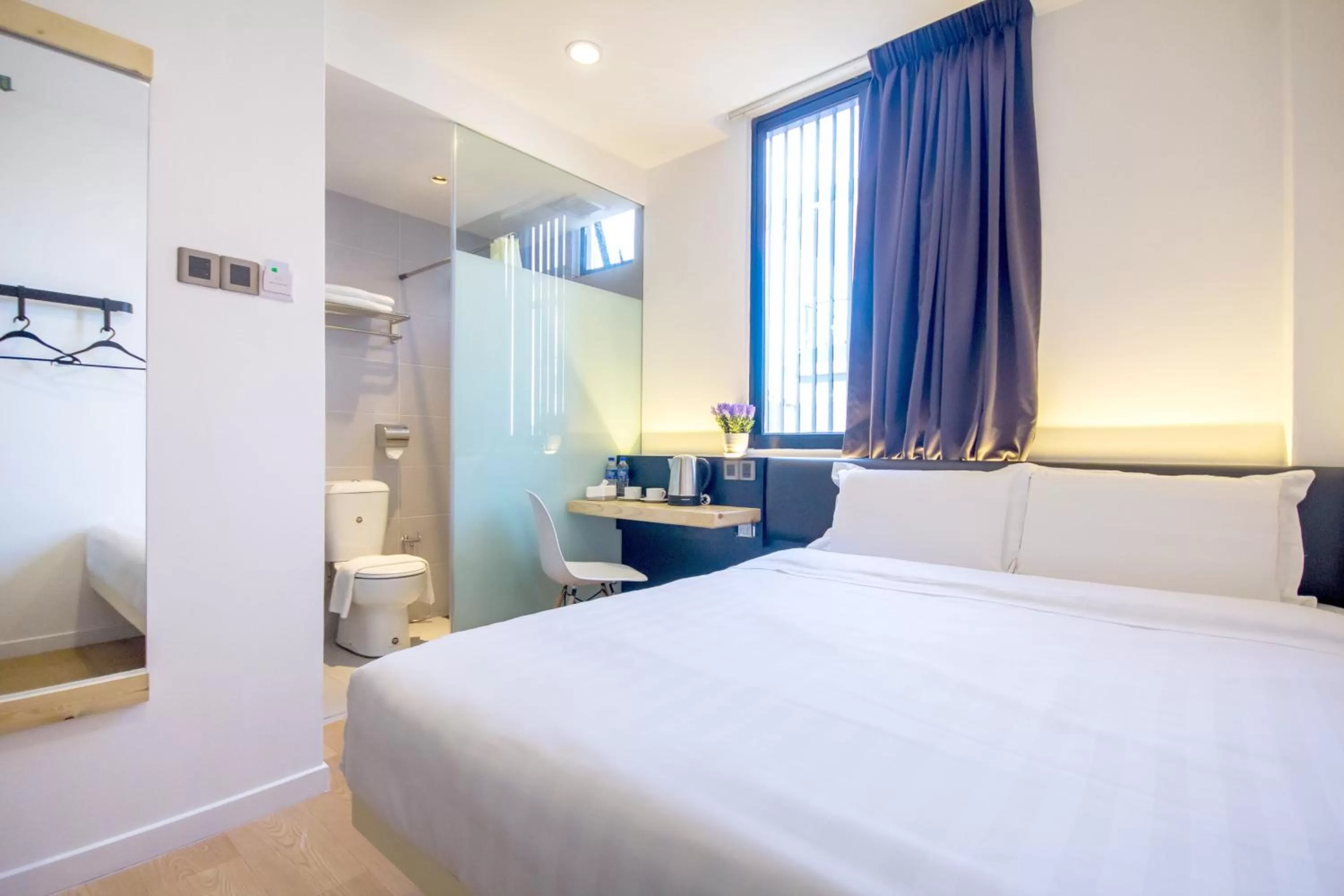 Superior Double Room in Mode Inn Icon City