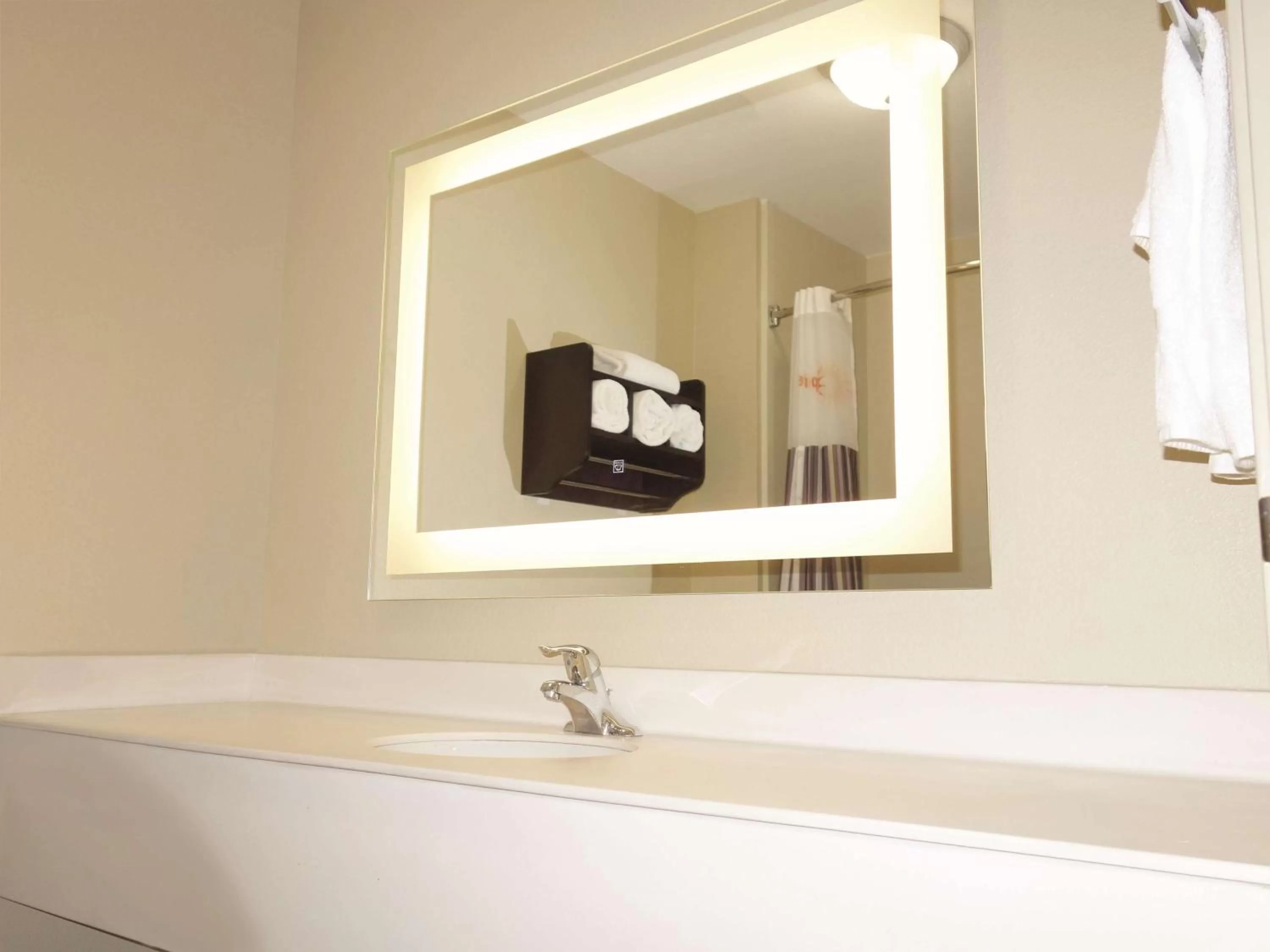 King Room with Sofa Bed in La Quinta by Wyndham Corpus Christi Northwest