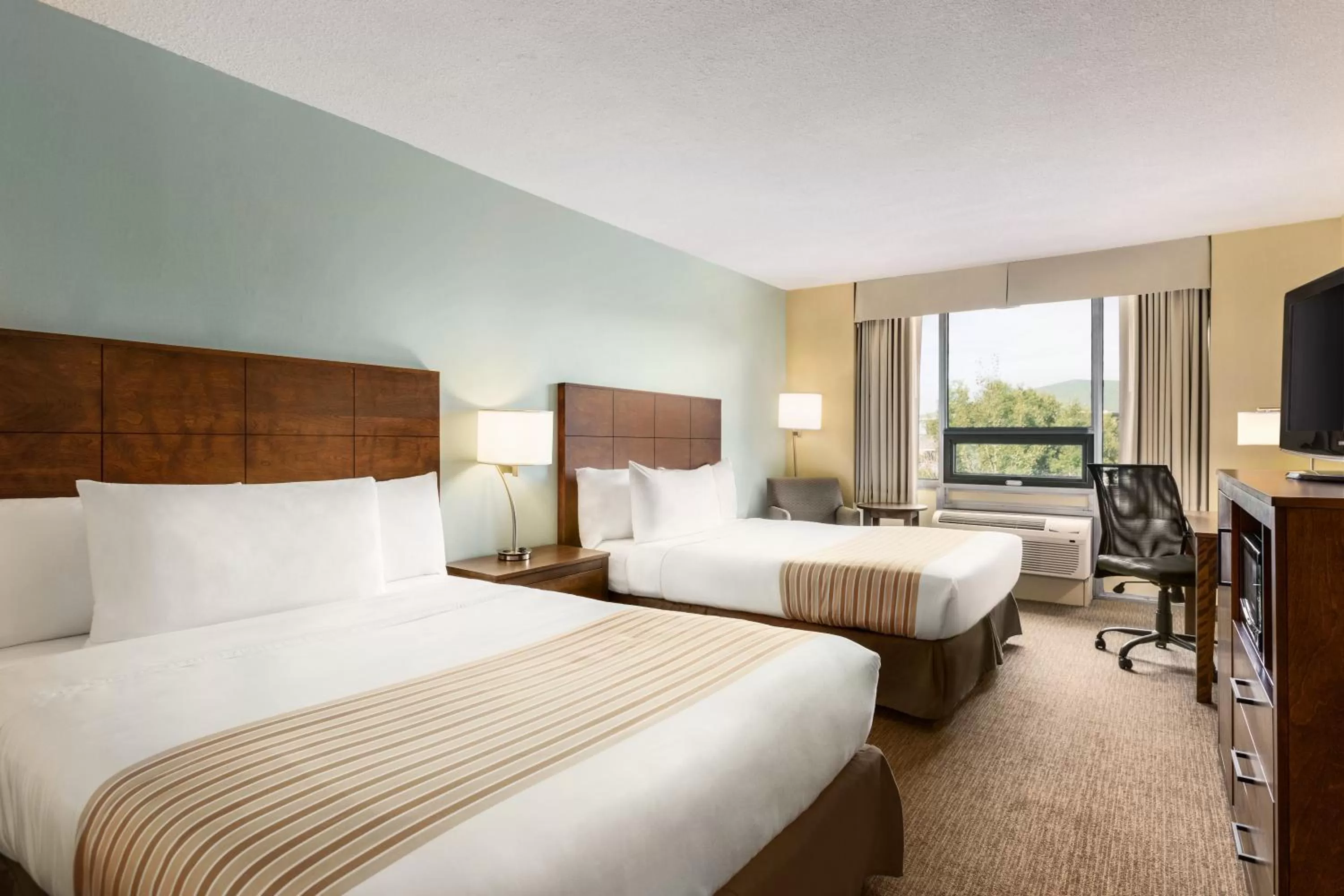 Queen Room with Two Queen Beds - Non-Smoking in Travelodge by Wyndham Sydney