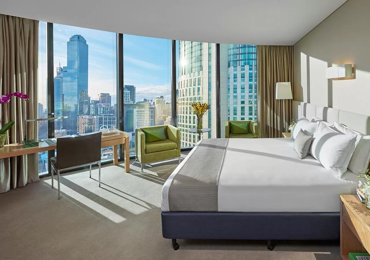 Corner King Room in Crown Promenade Melbourne