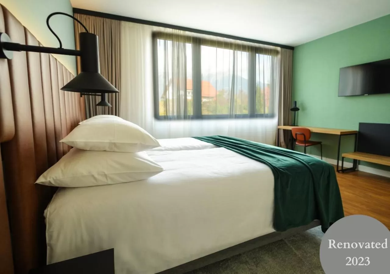 Superior Twin Room in Hotel Astoria Superior