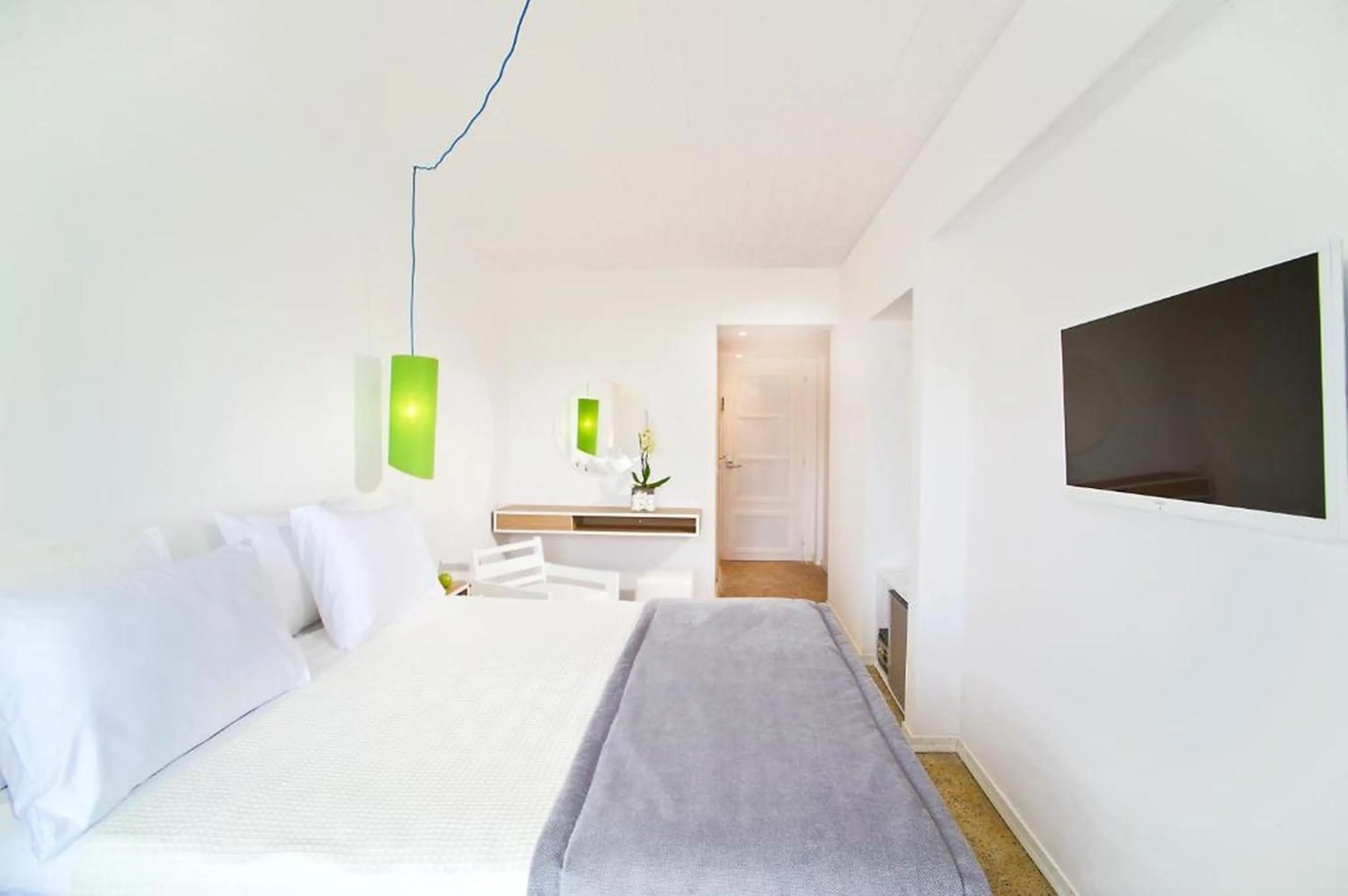 Suite in Marathon Beach Resort