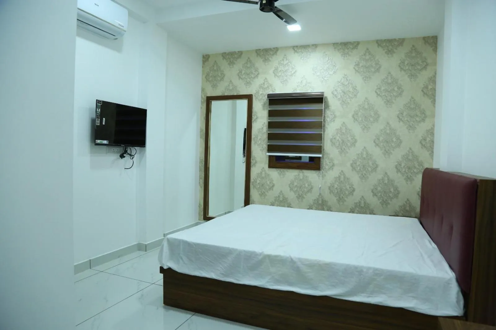Executive Suite in Kurianplackal Residency
