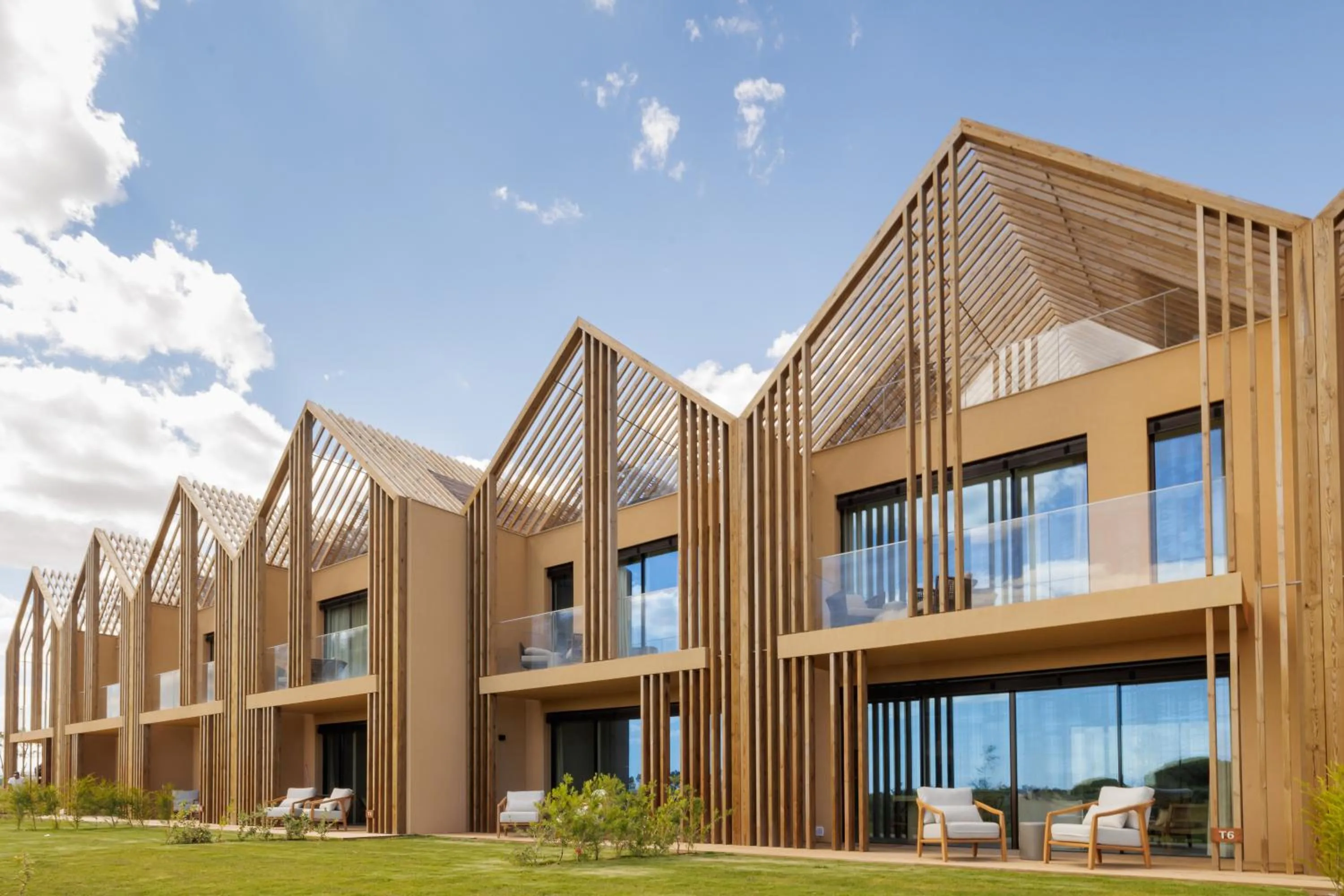 Three-Bedroom Townhouse in Verdelago Resort