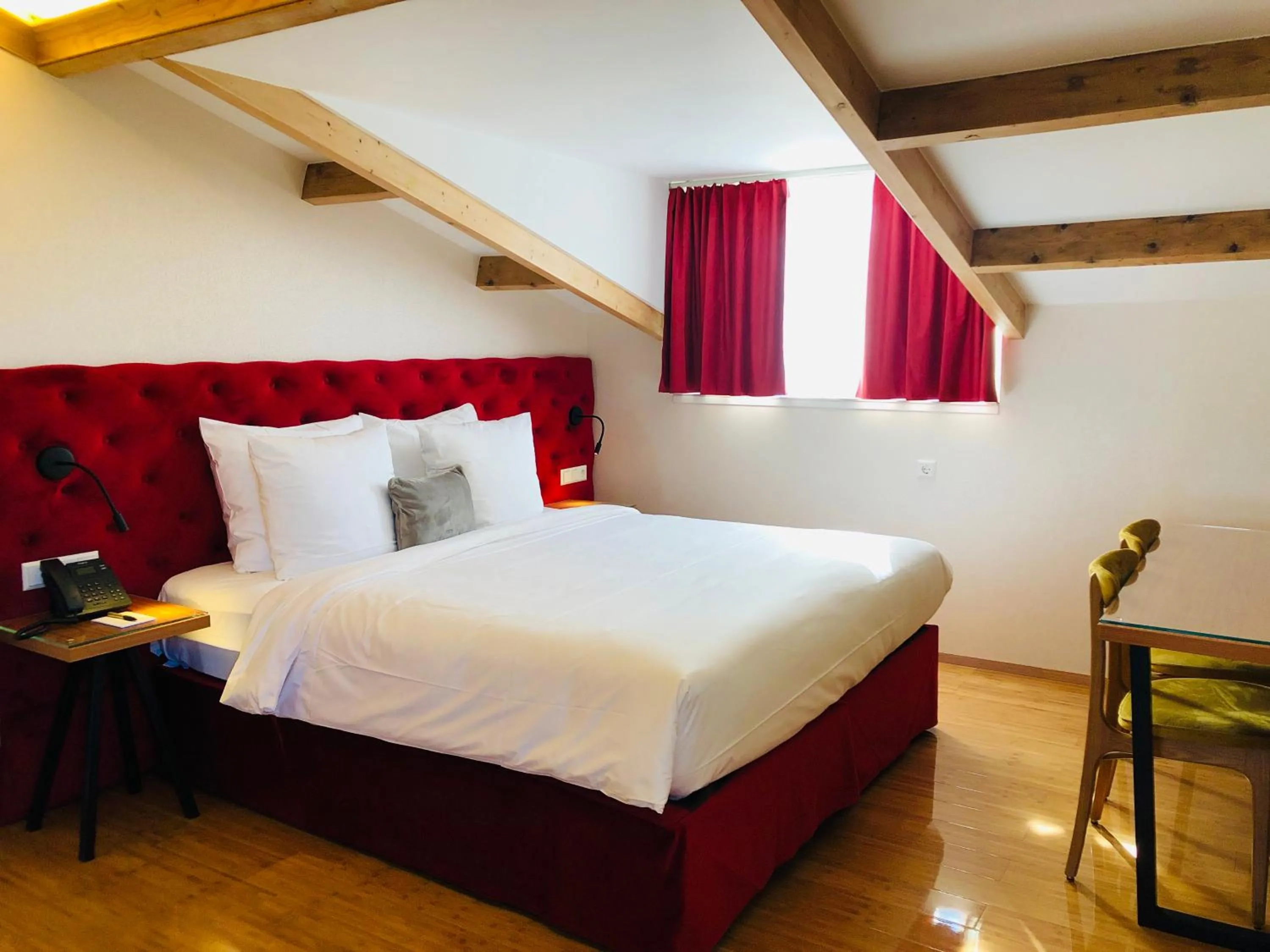 Boutique style - Stairs only in Chasse Residency Hotel