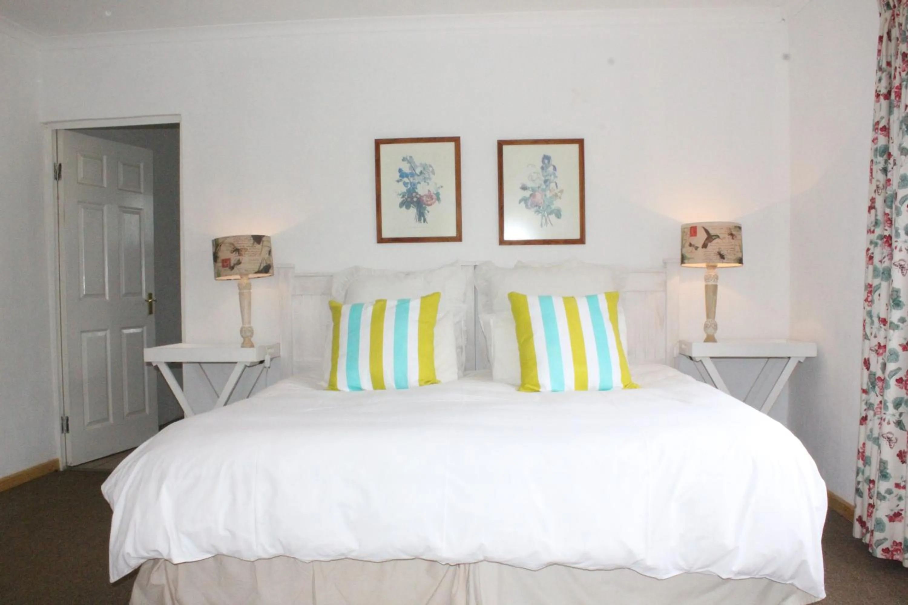 Chalet in Beacon Vlei Guest farm