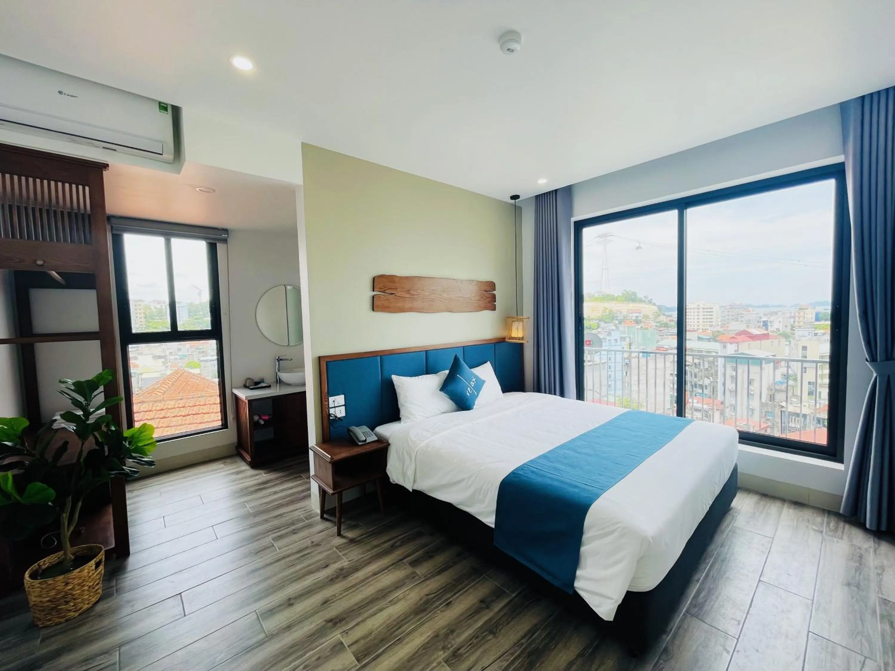 Deluxe Double or Twin Room with Sea View in The Light Hotel