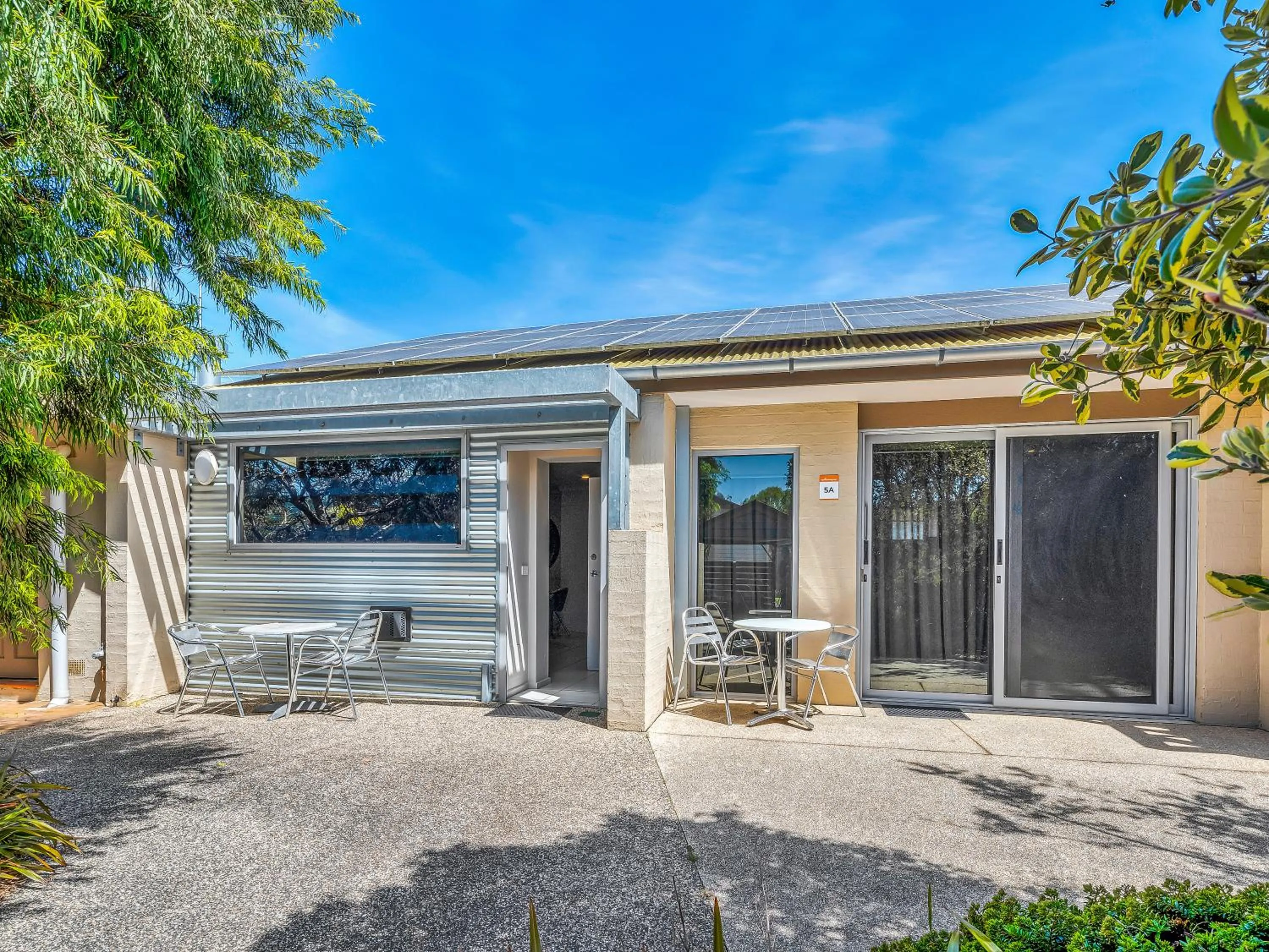 Two Bedroom Apartment in BIG4 Ingenia Holidays Queenscliff Beacon