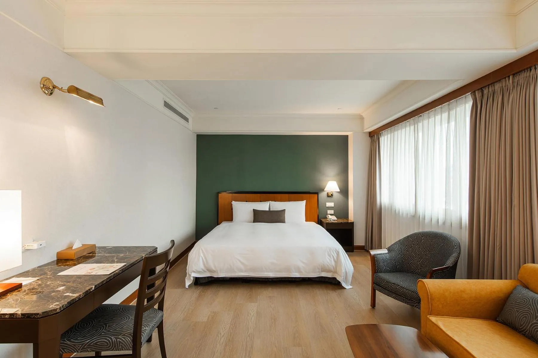 Deluxe Double Room - single occupancy in Hotel National