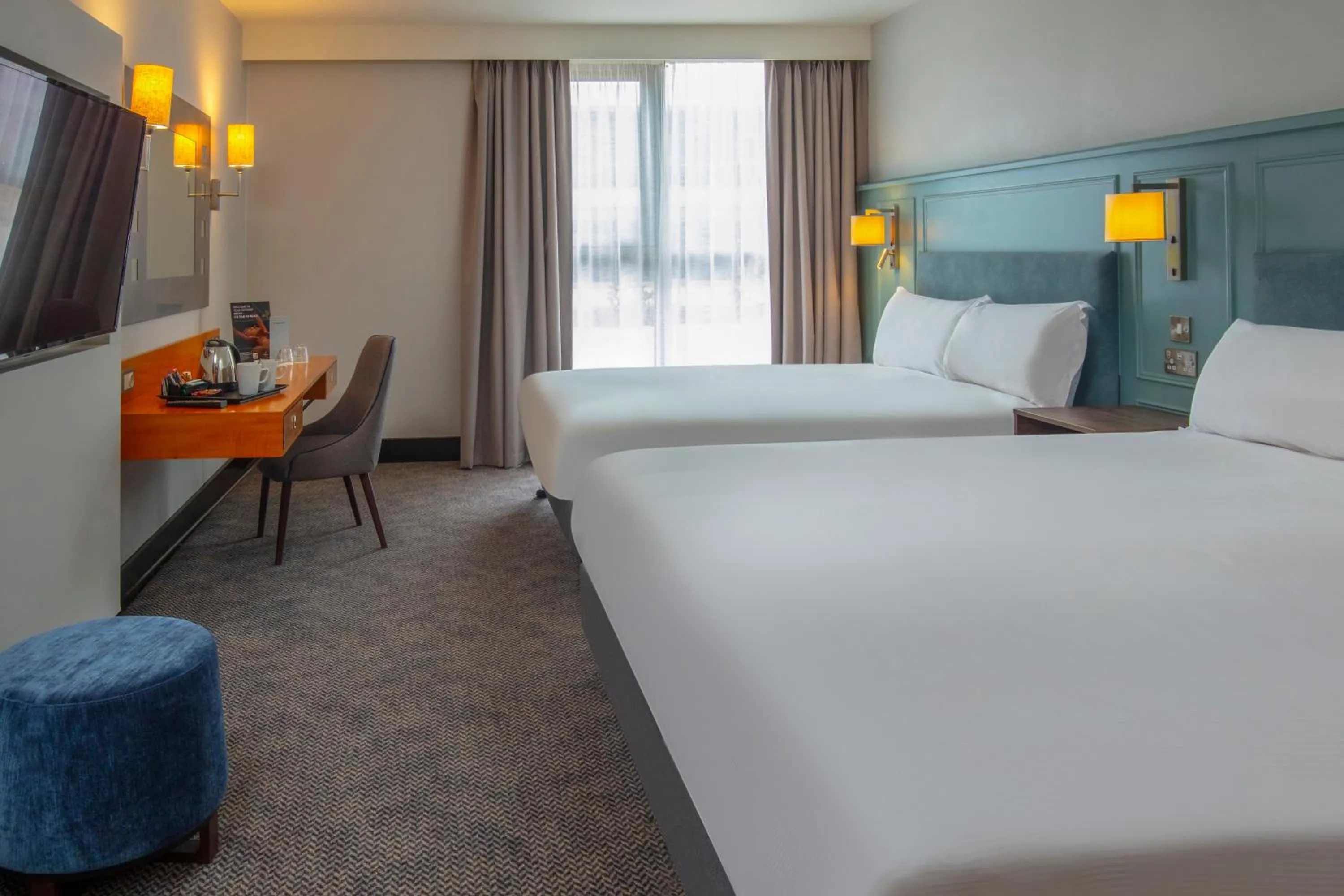 Deluxe Family Room in Crewe Hall Hotel & Spa - Cheshire