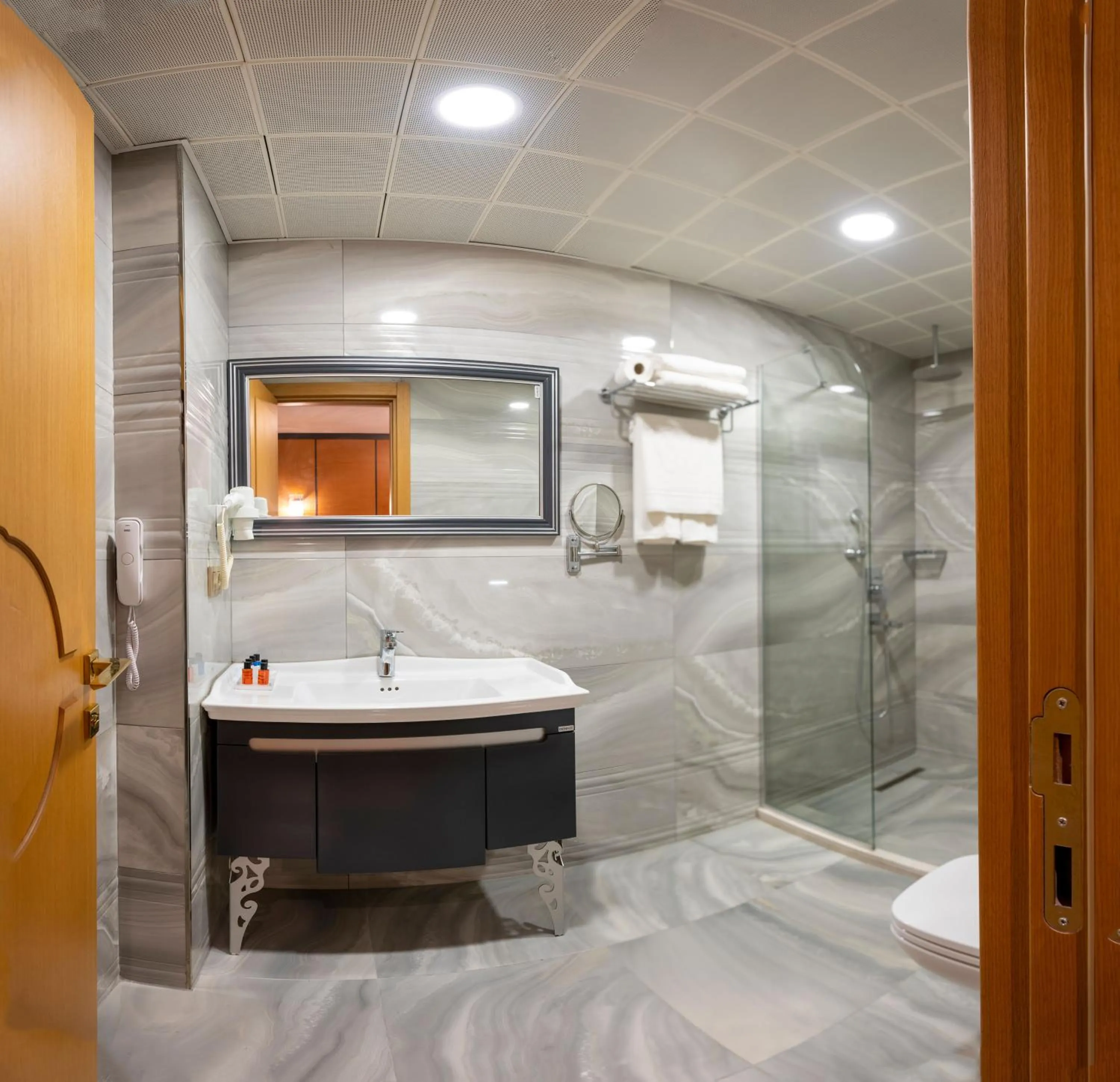 Deluxe Double or Twin Room with City View in Freya Hotel