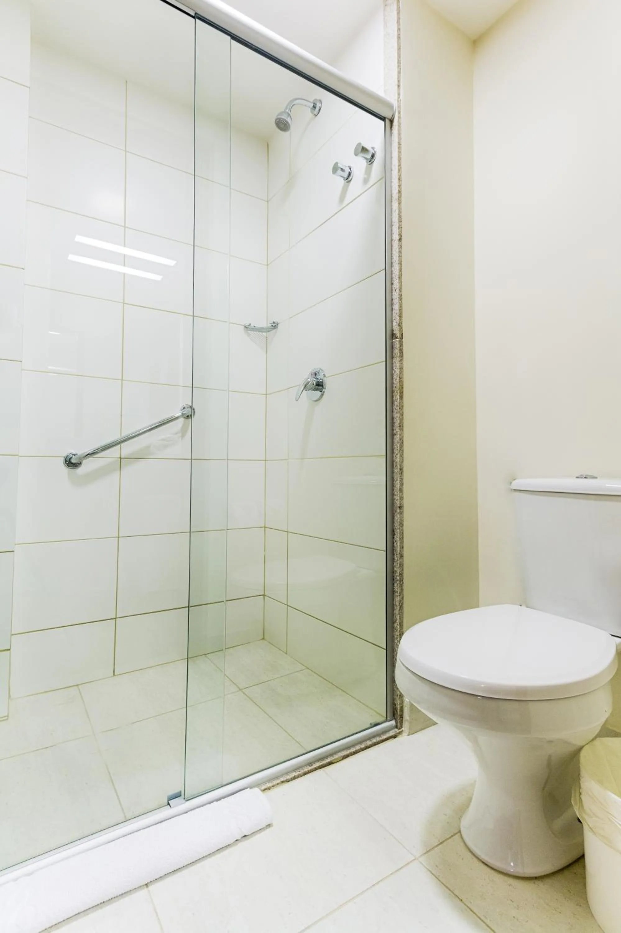 Standard Twin Room in Transamerica Executive Belo Horizonte