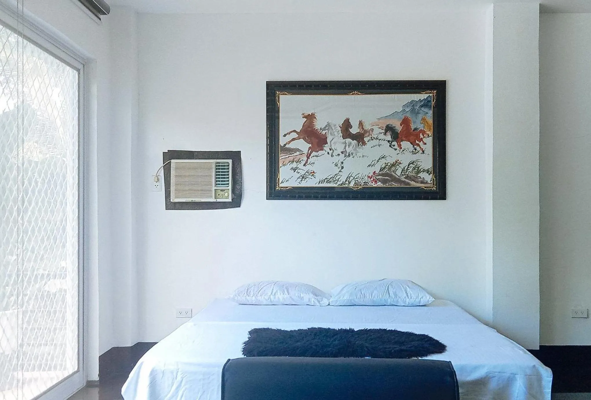 King Room in KrizLion Hotel
