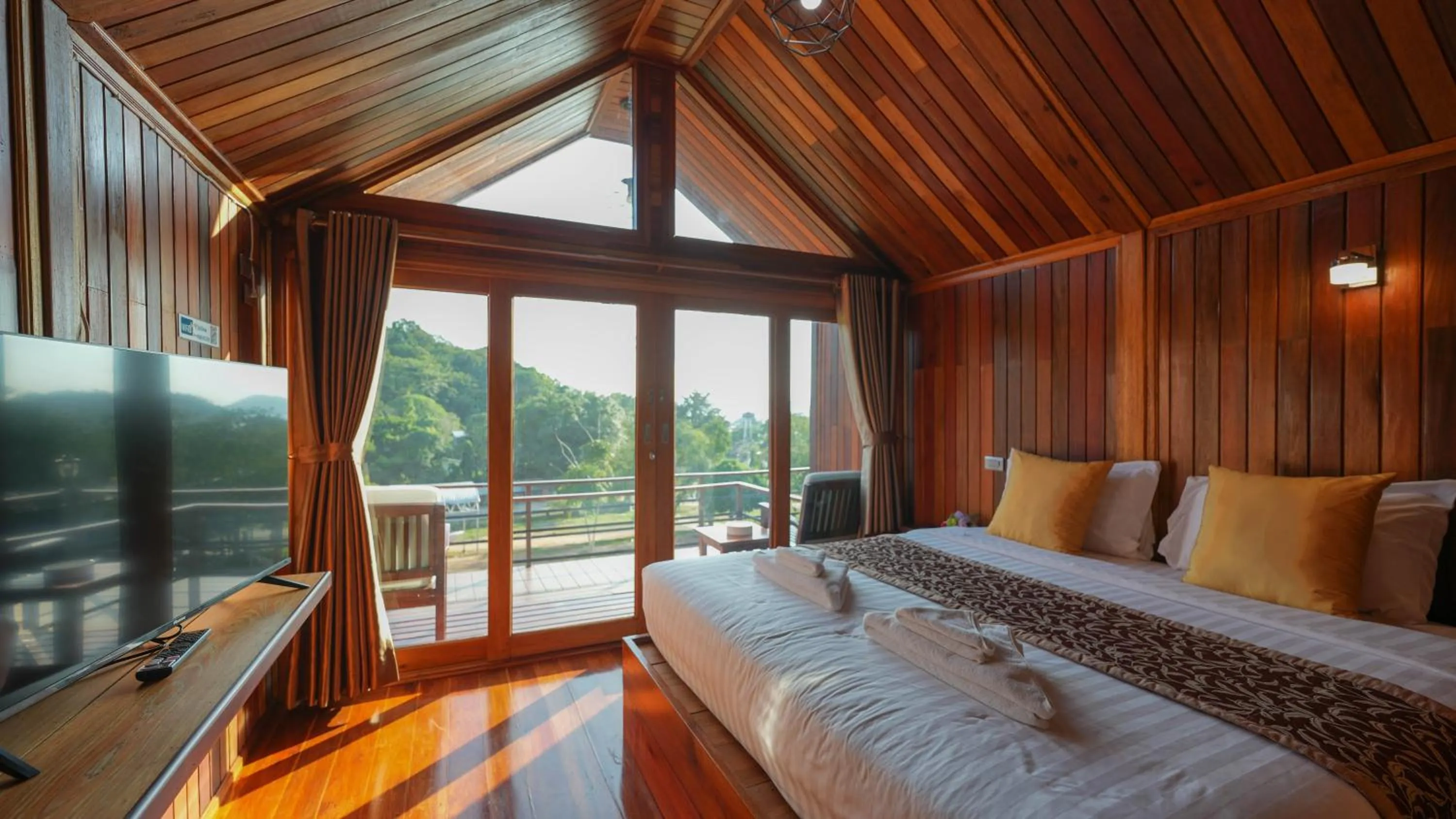 One-Bedroom House in So View Phuket Resort