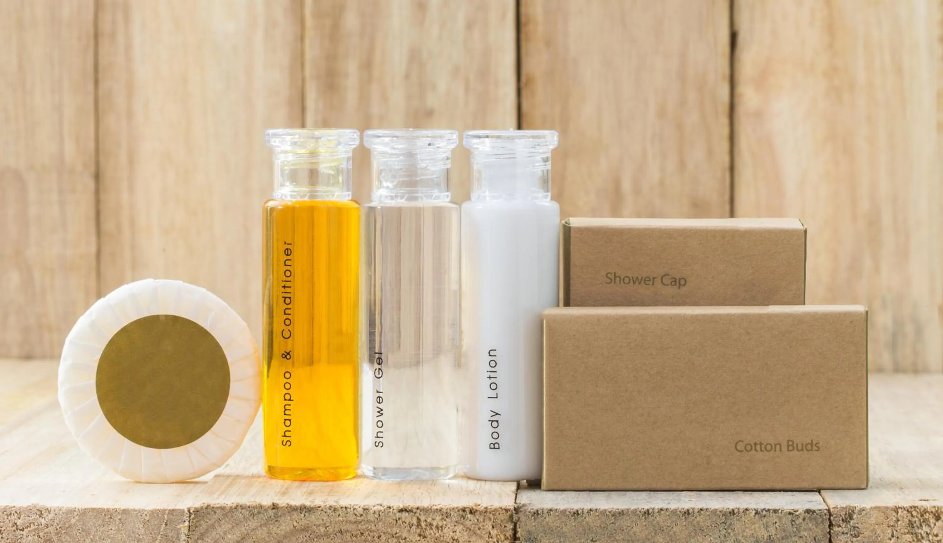 King Room in Historic Whispering Woods Hotel & Conference Center