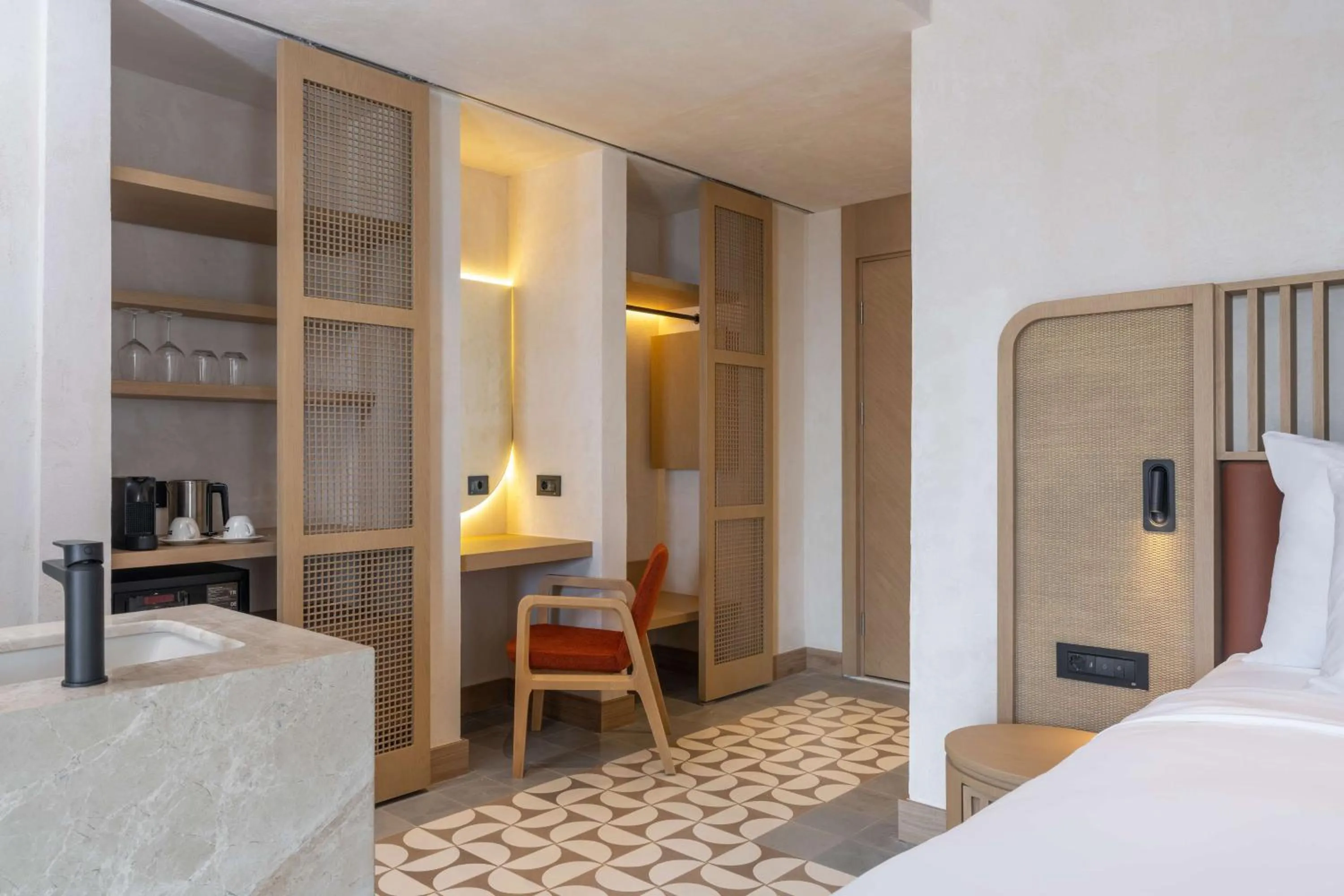 Premium Corner Room with Sea View in Radisson Blu Hotel, Kas