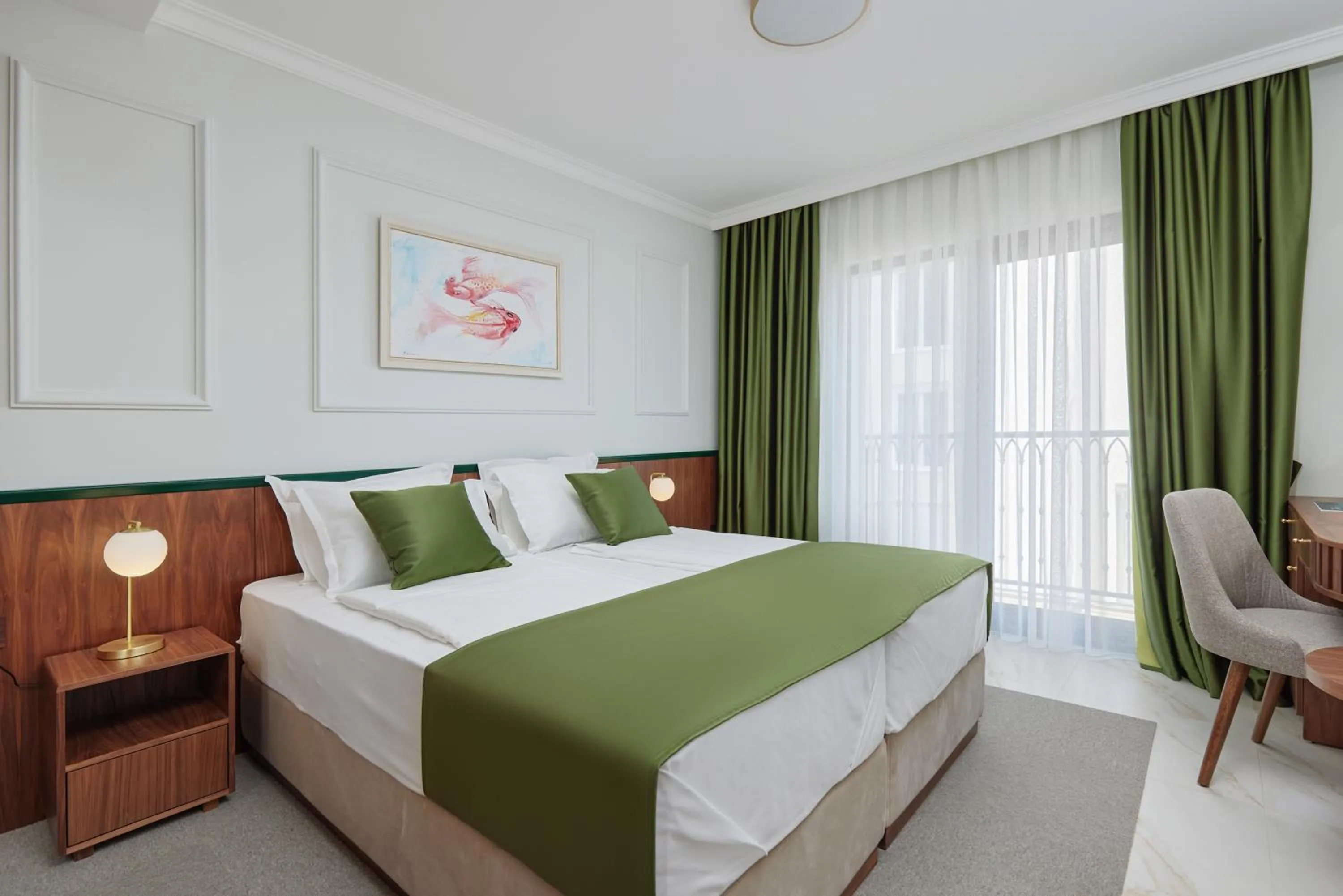 Double or Twin Room with Extra Bed in Hotel Diplomat by Aycon