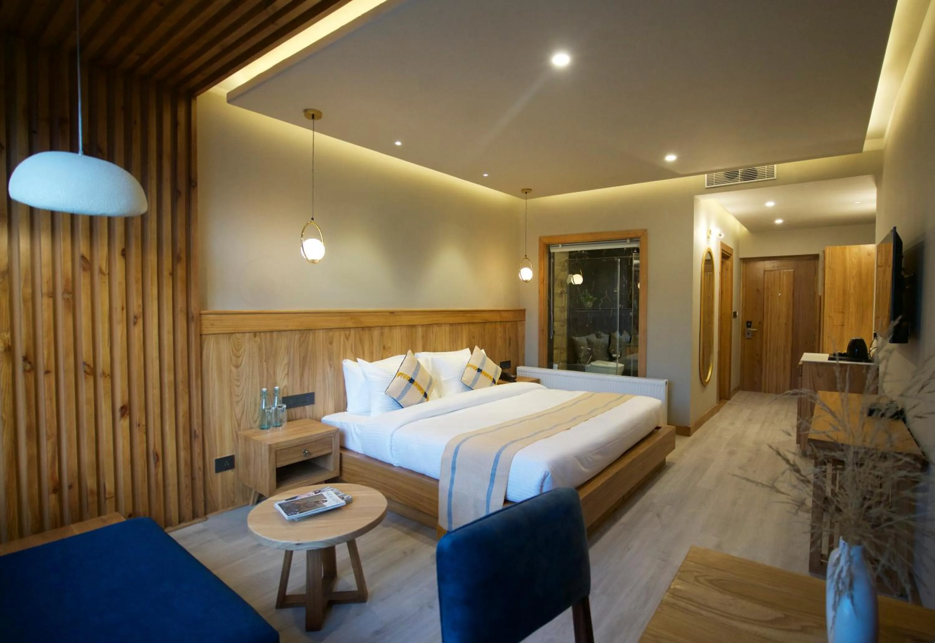 King Room with Mountain View in Hotel Rewa Ladakh