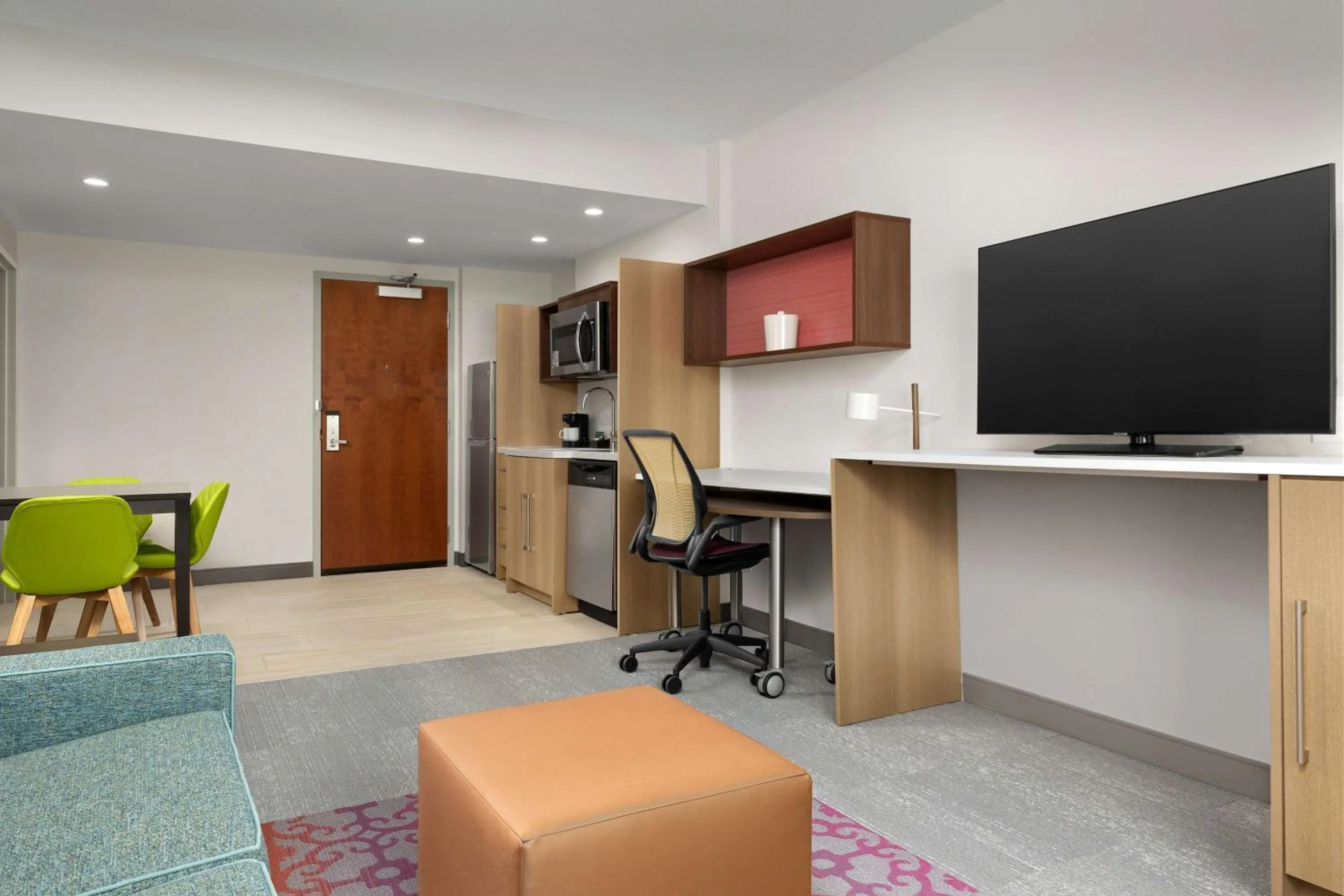 One-Bedroom King Suite in Home2 Suites By Hilton Durham University Medical Center