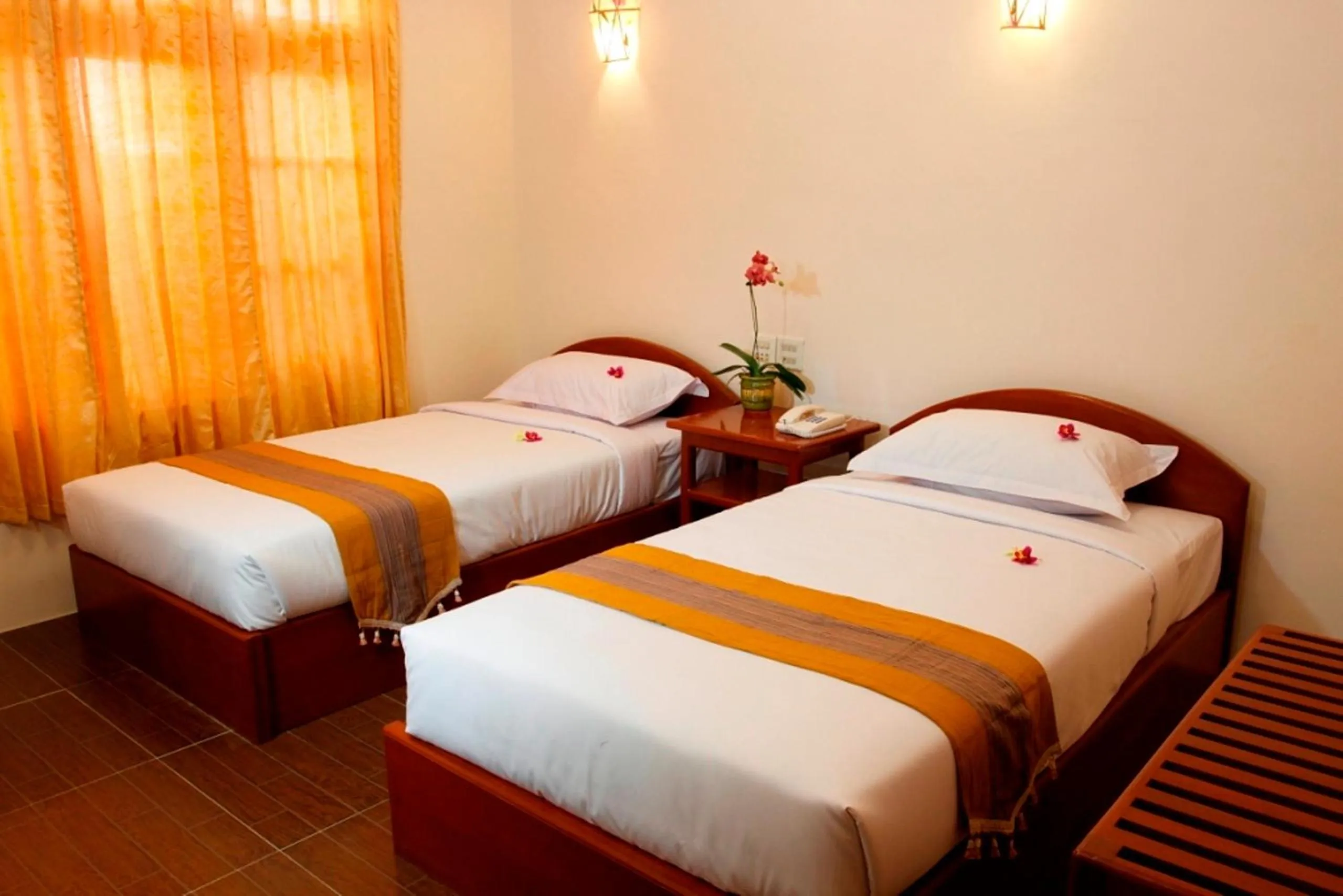 Standard Double or Twin Room in Inle Apex Hotel