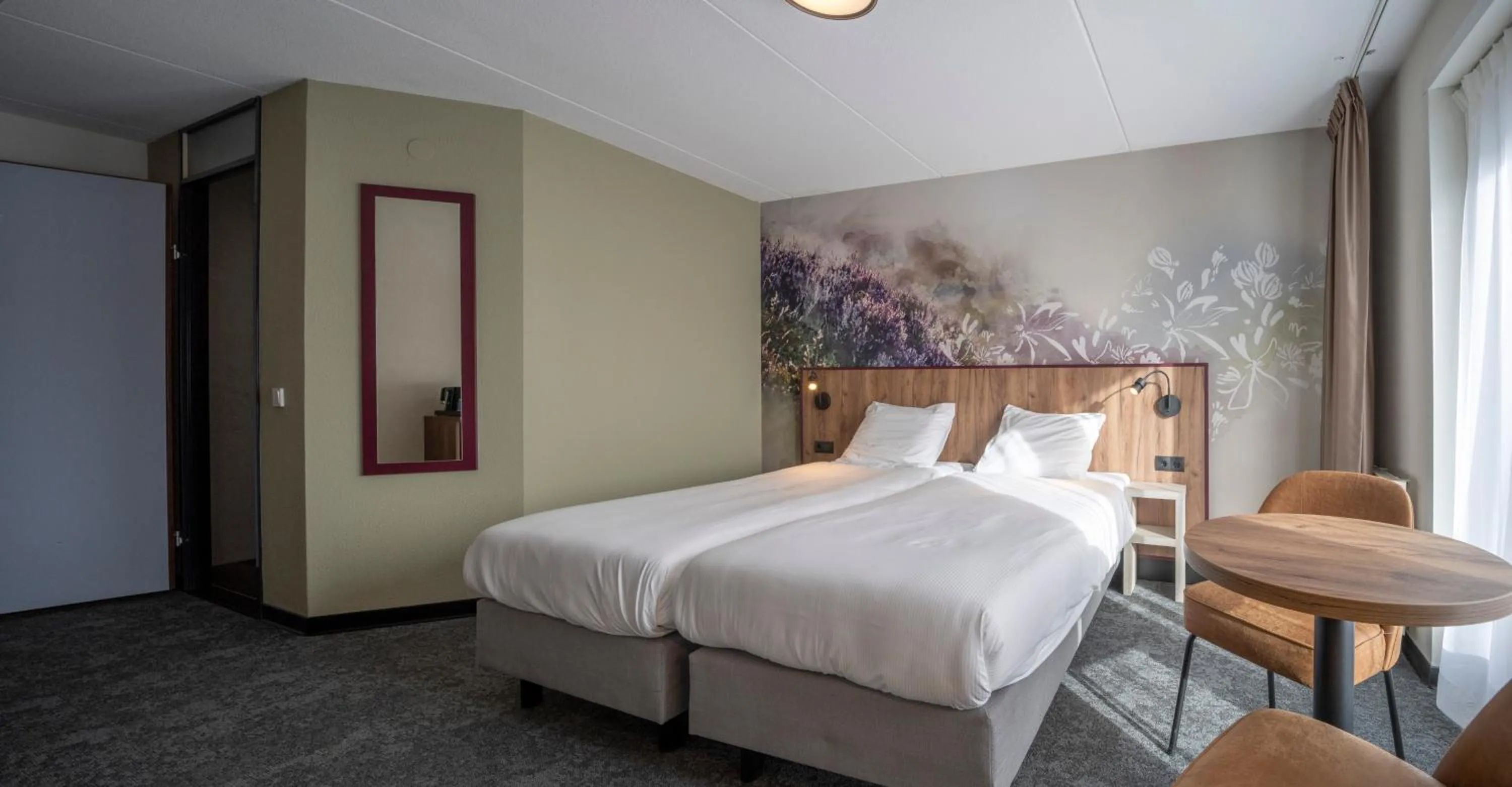 Comfort Double Room in Fletcher Hotel - Restaurant de Zeegser Duinen