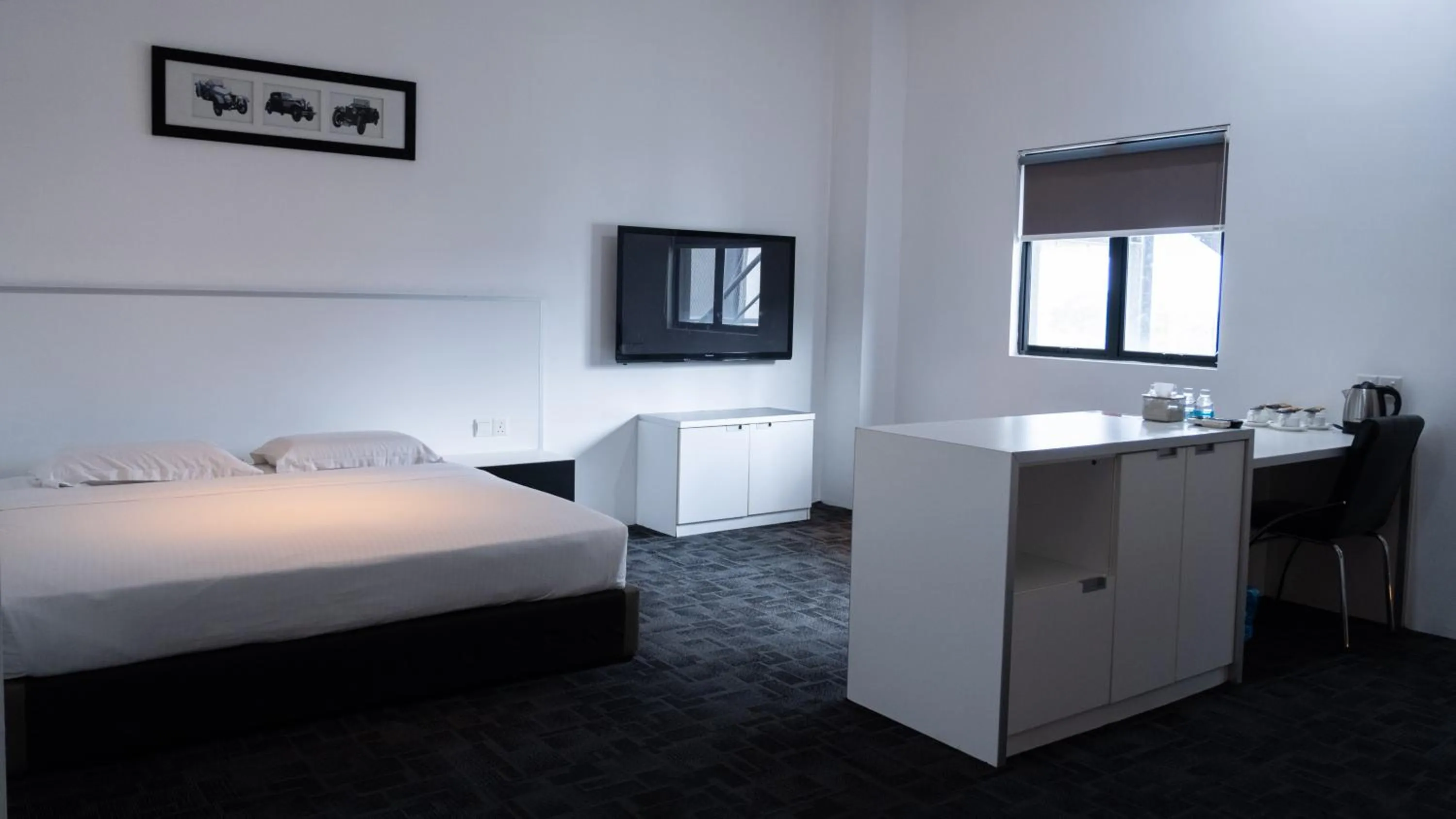 Family Room in Beverly Hotel