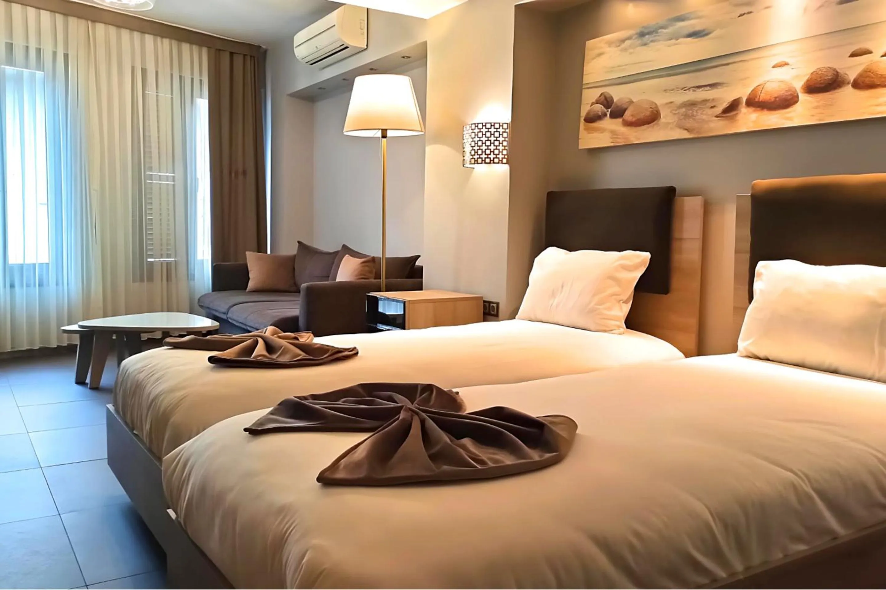 Deluxe Twin Room in BC Residence Pangaldi