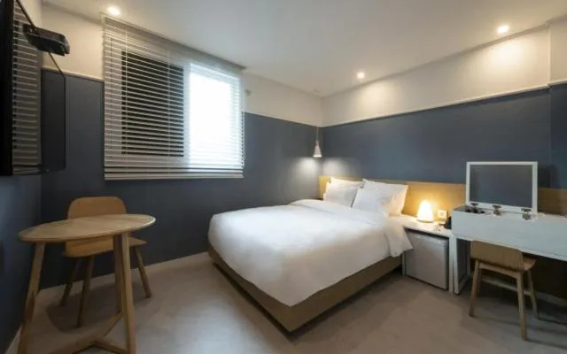 Standard Double Room in Hotel Yaja Gwangalli