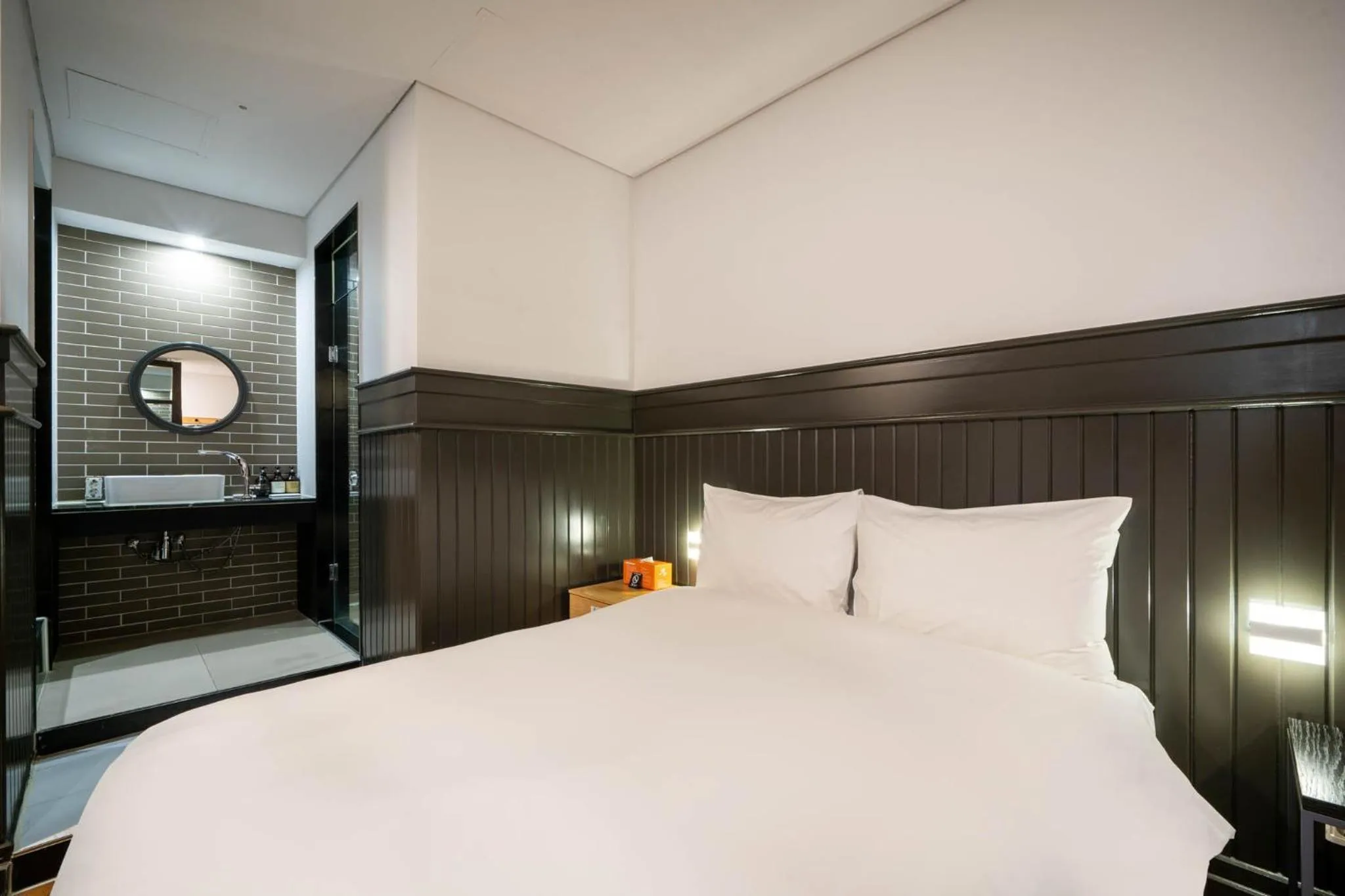 Deluxe Double Room in JB Design Hotel
