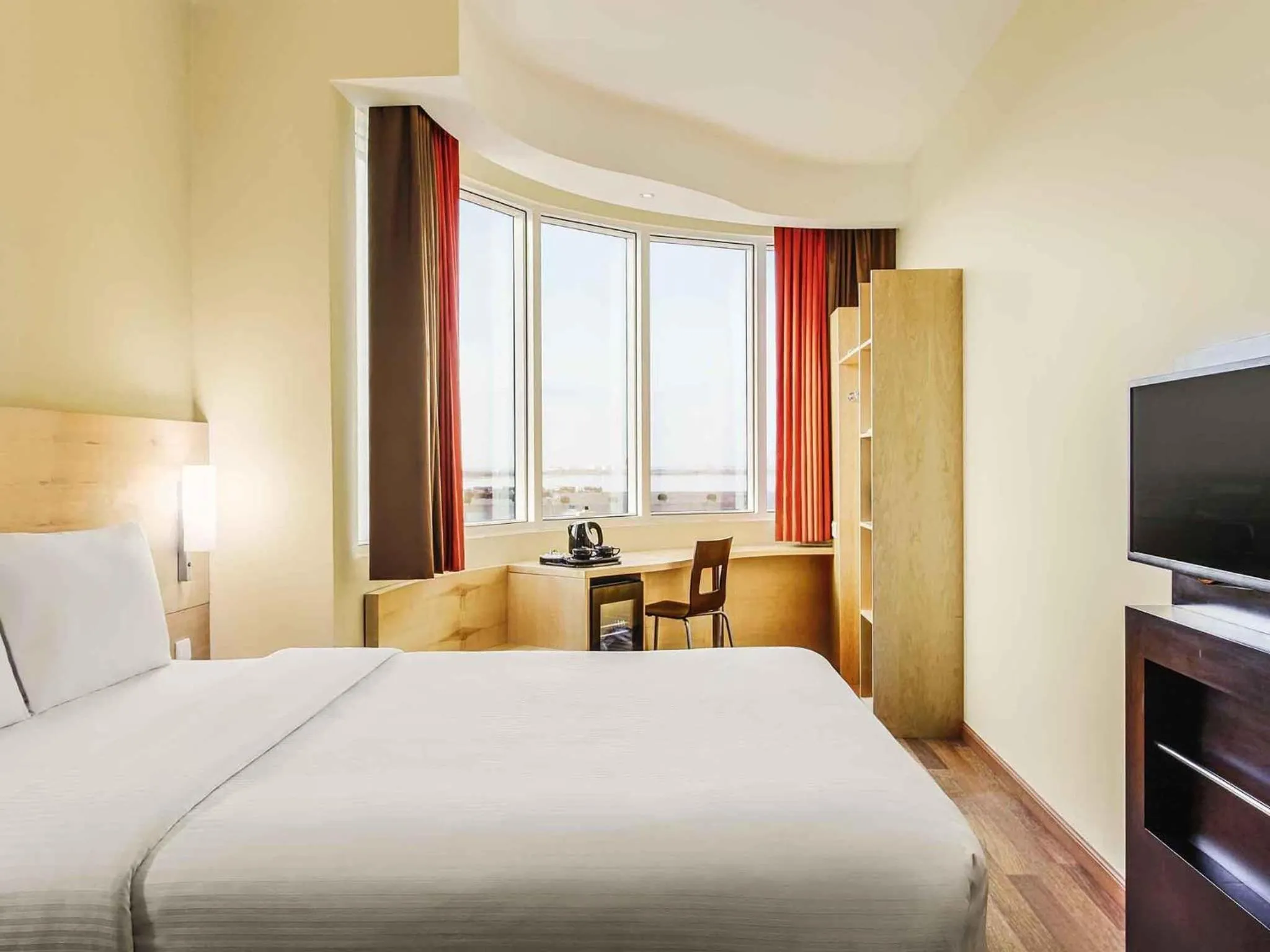 Standard Room with One King Bed in Ibis Yanbu