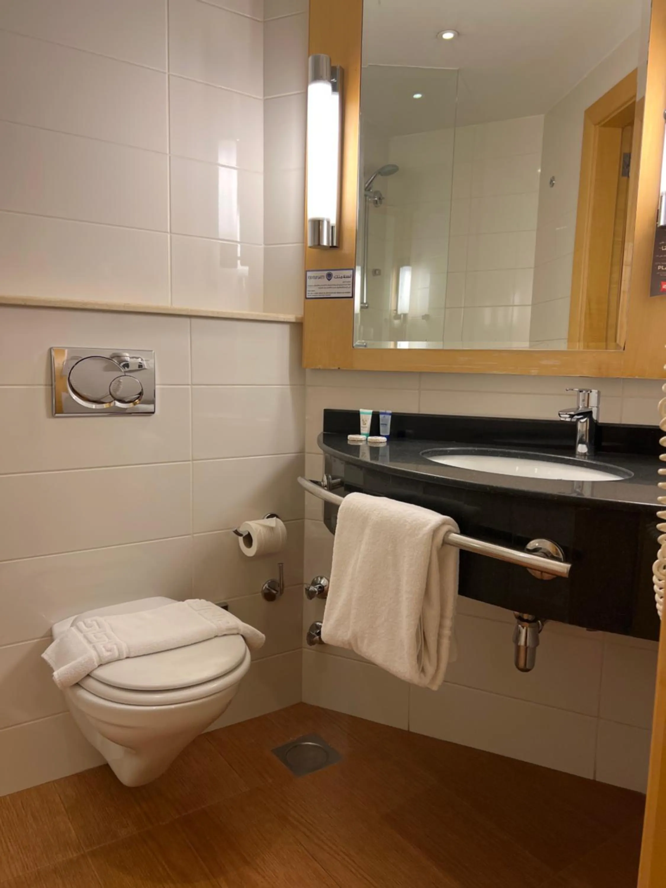 Junior Suite with Harbor View in Ibis Yanbu