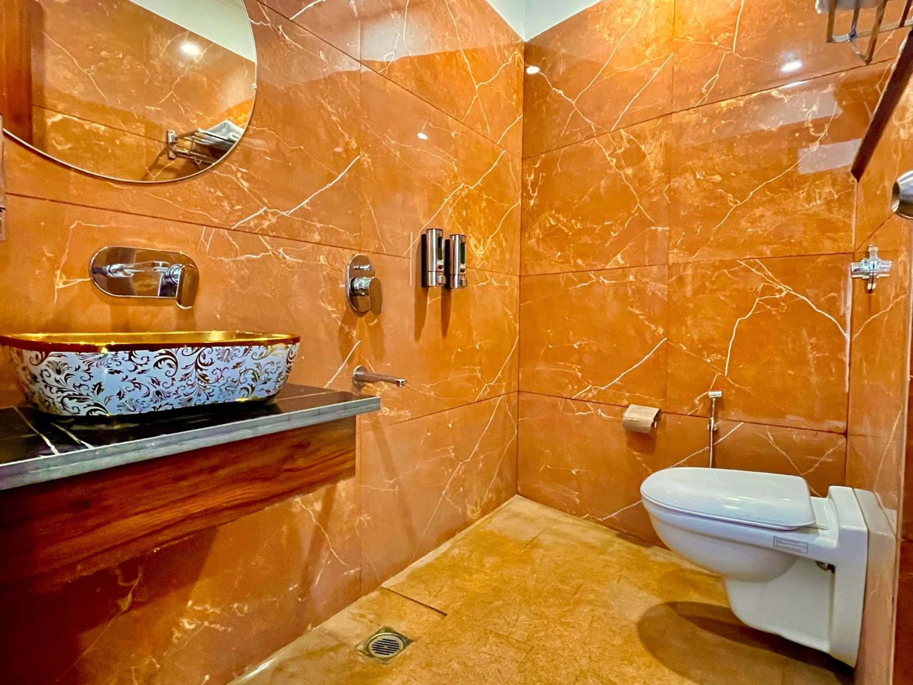 Deluxe Room in Hotel La Casa, Amritsar