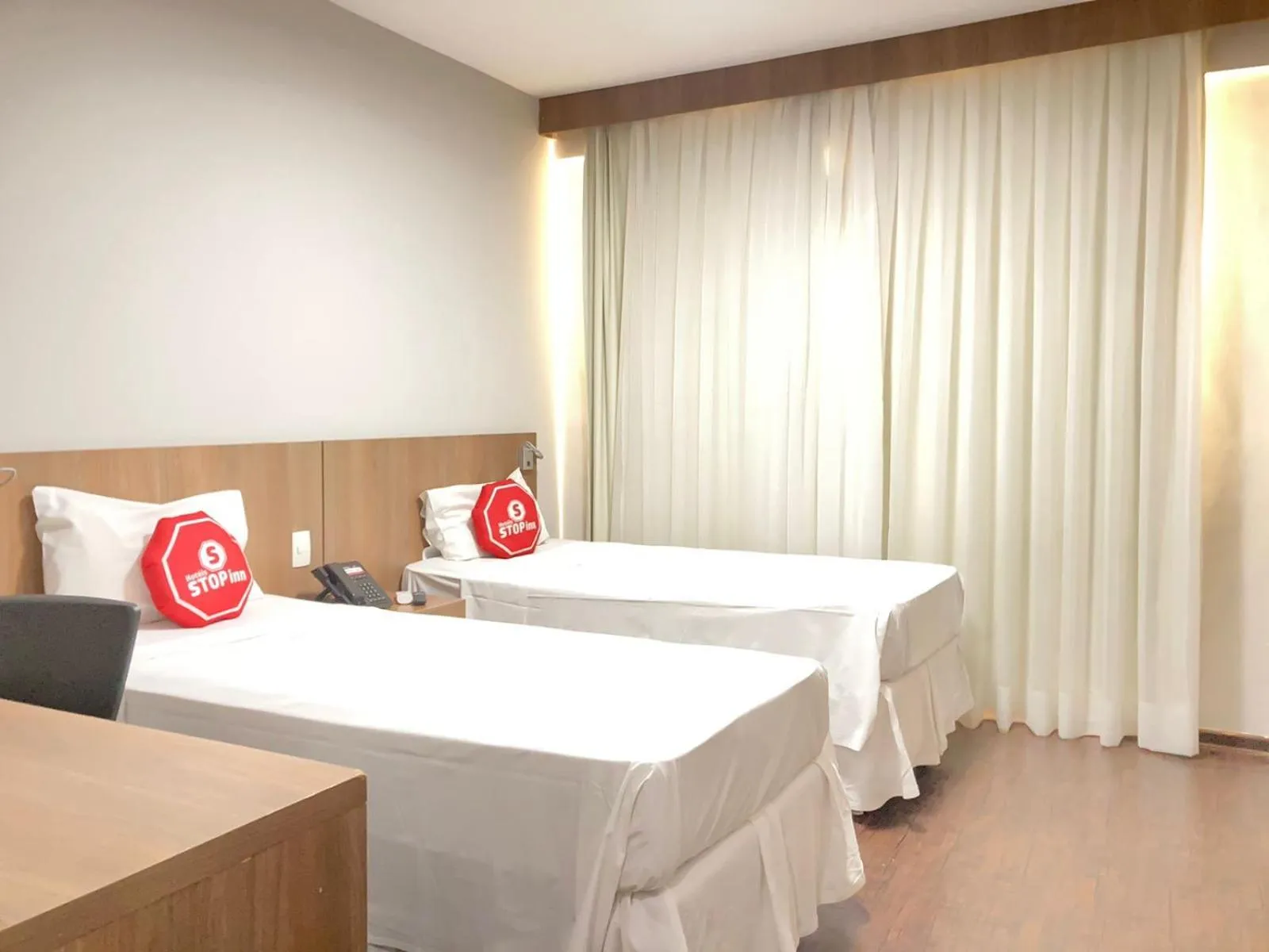 Standard Twin Room in Stop Inn Cristiano Machado