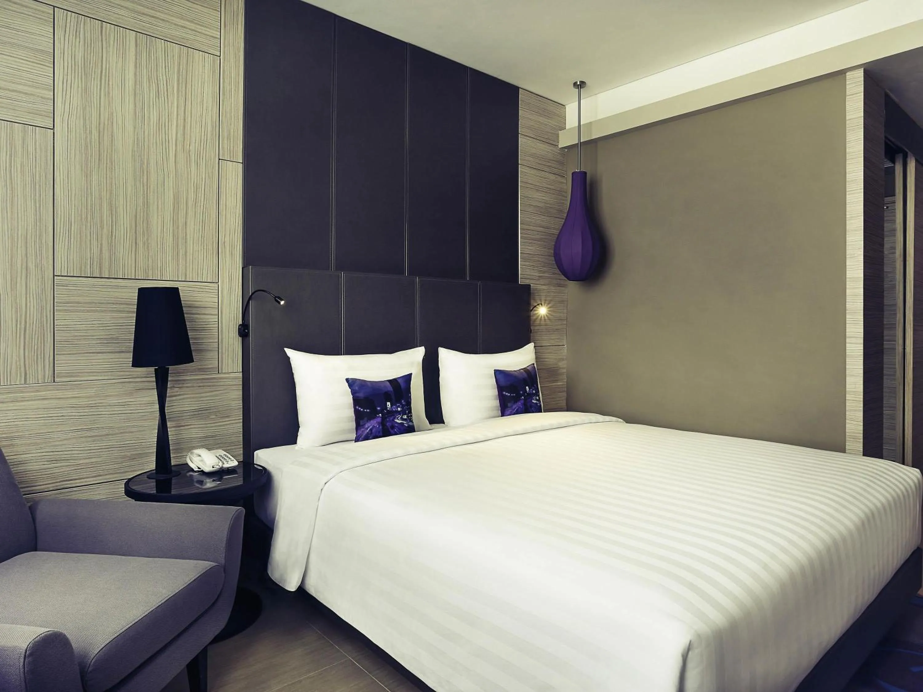 Superior Double Room in Mercure Jakarta Sabang